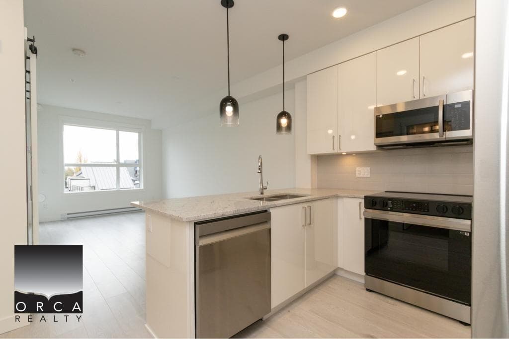 402 - 5504 Brydon Crescent, Langley, V3A 0R3 — photo 2