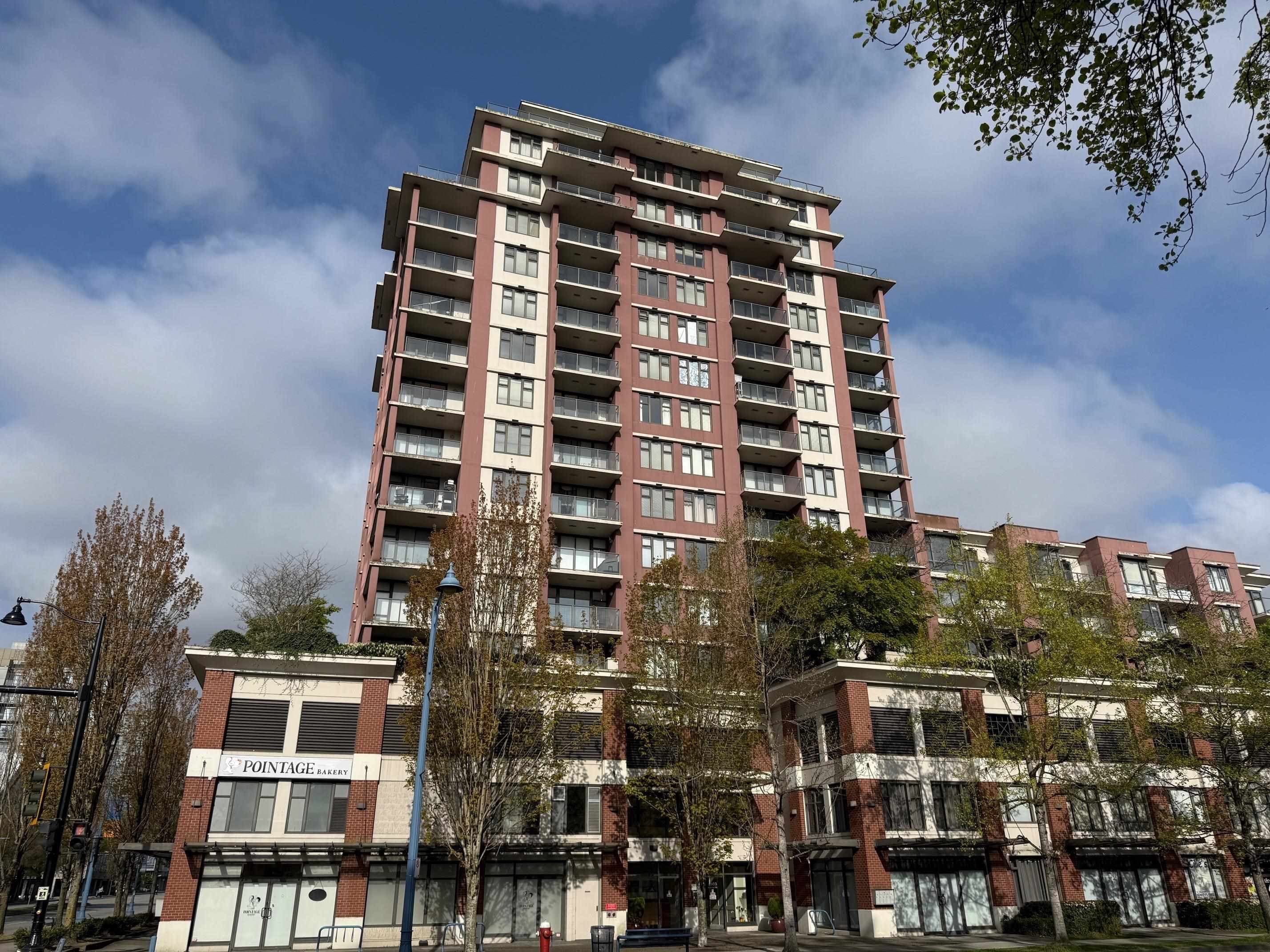 409 - 5933 Cooney Road, Richmond