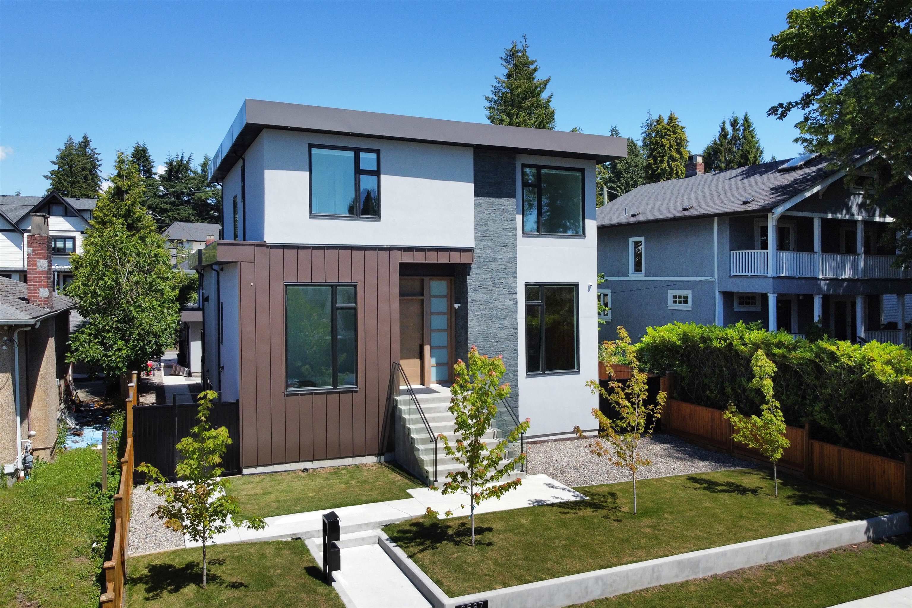 3587 Mayfair Avenue, Vancouver