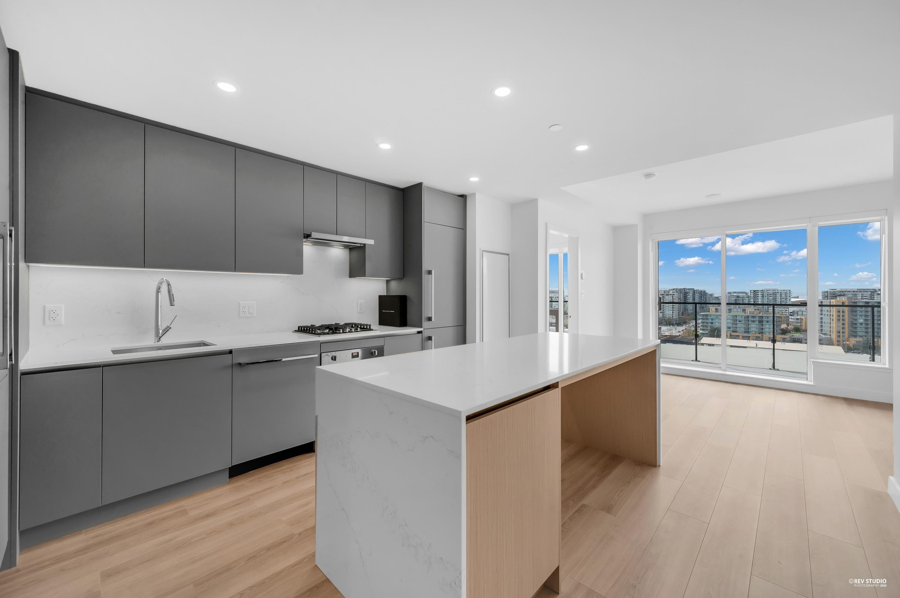 1306 - 5520 Mcnaughton Road, Richmond