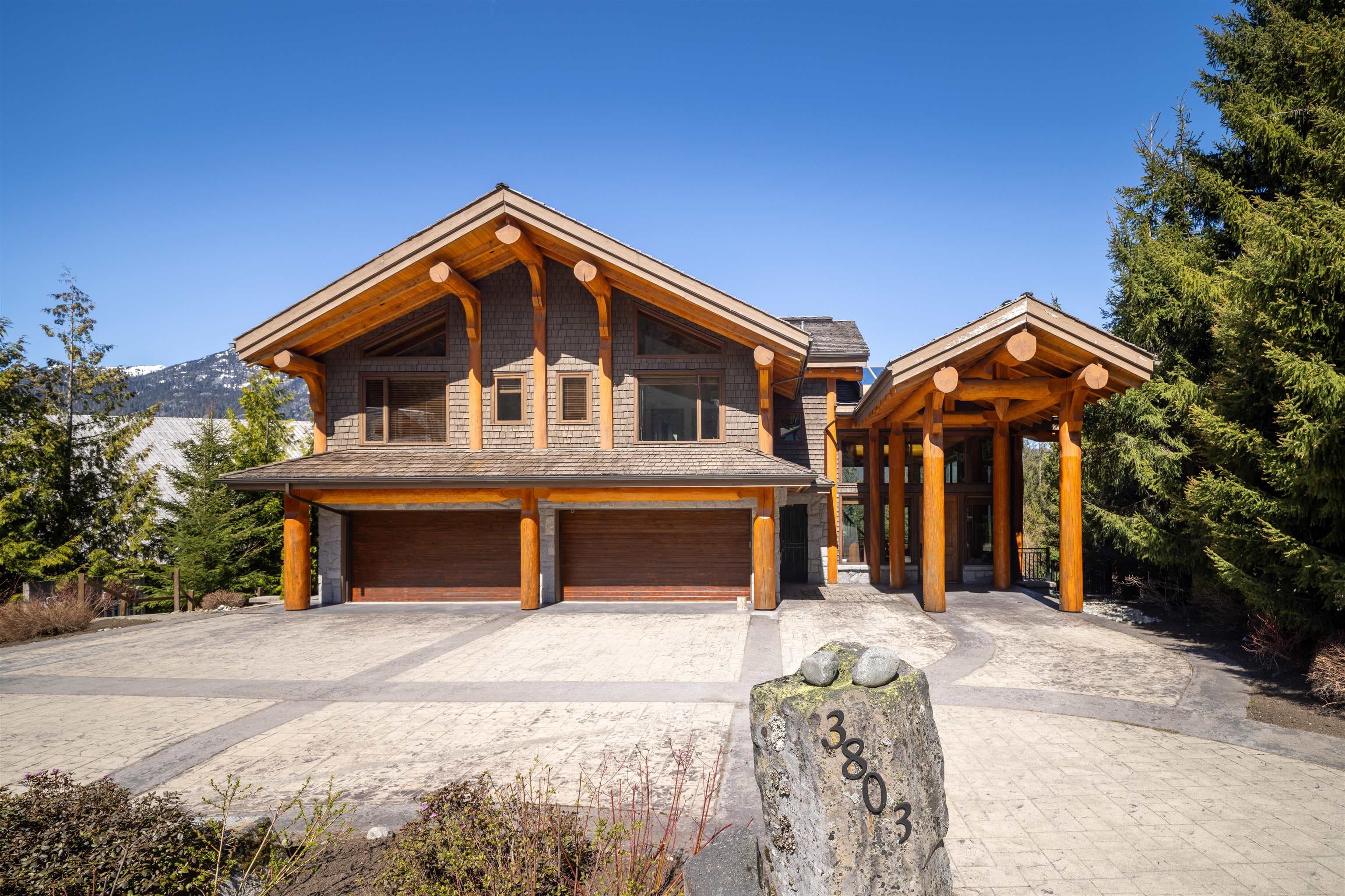 3803 Sunridge Place, Whistler