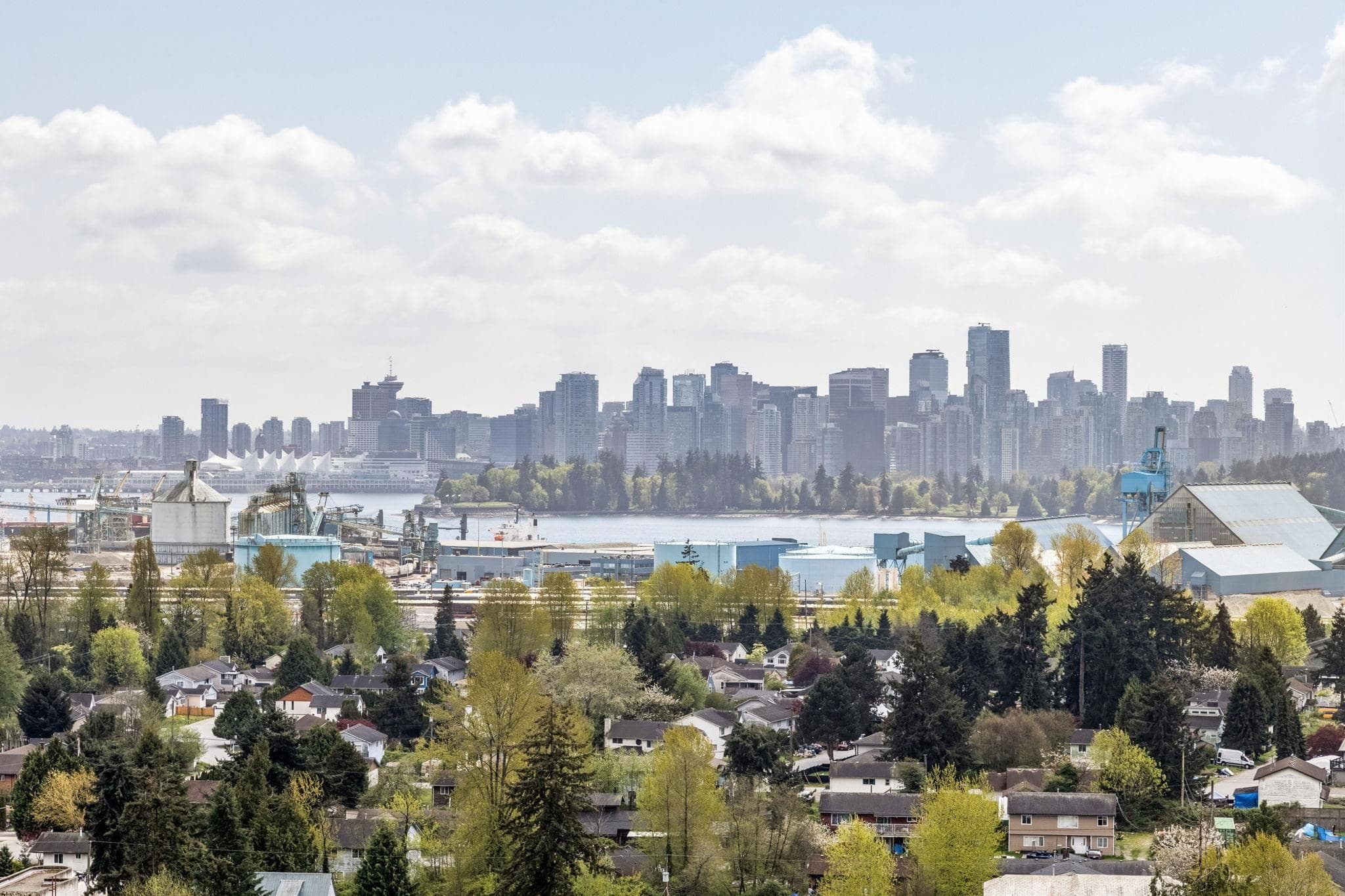1504 - 1632 Lions Gate Lane, North Vancouver