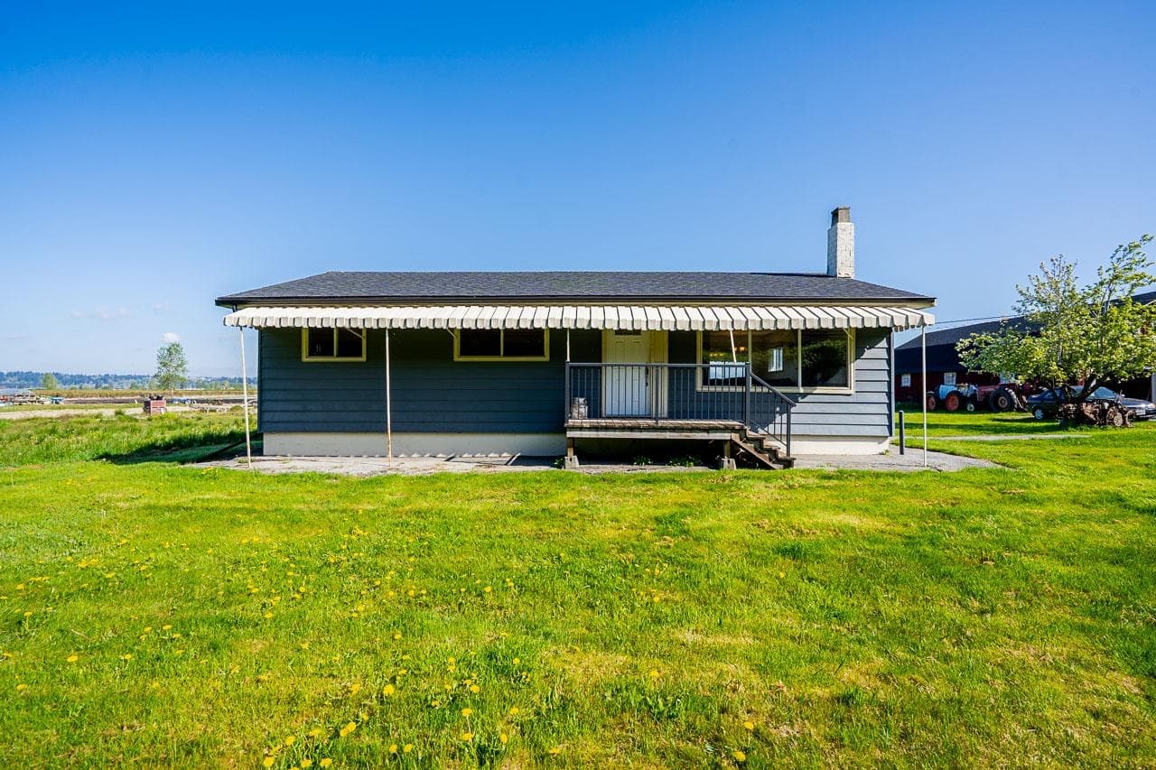 15675 40th Avenue, Surrey, V3Z 1E6 — photo 5