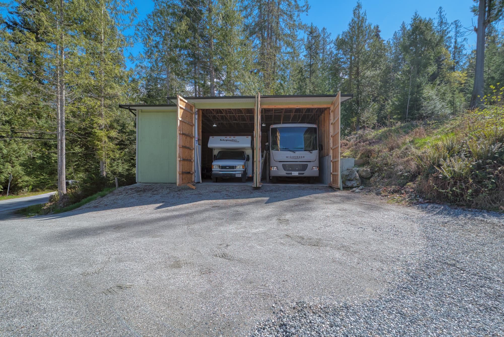 5799 Sandy Hook Road, Sechelt, V7Z 0P1 — photo 3