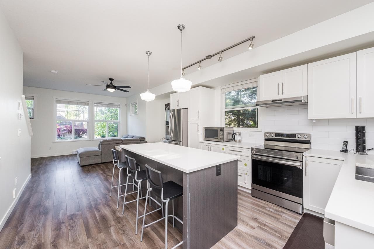 18 - 14905 60 Avenue, Surrey, V3S 5E9 — photo 5