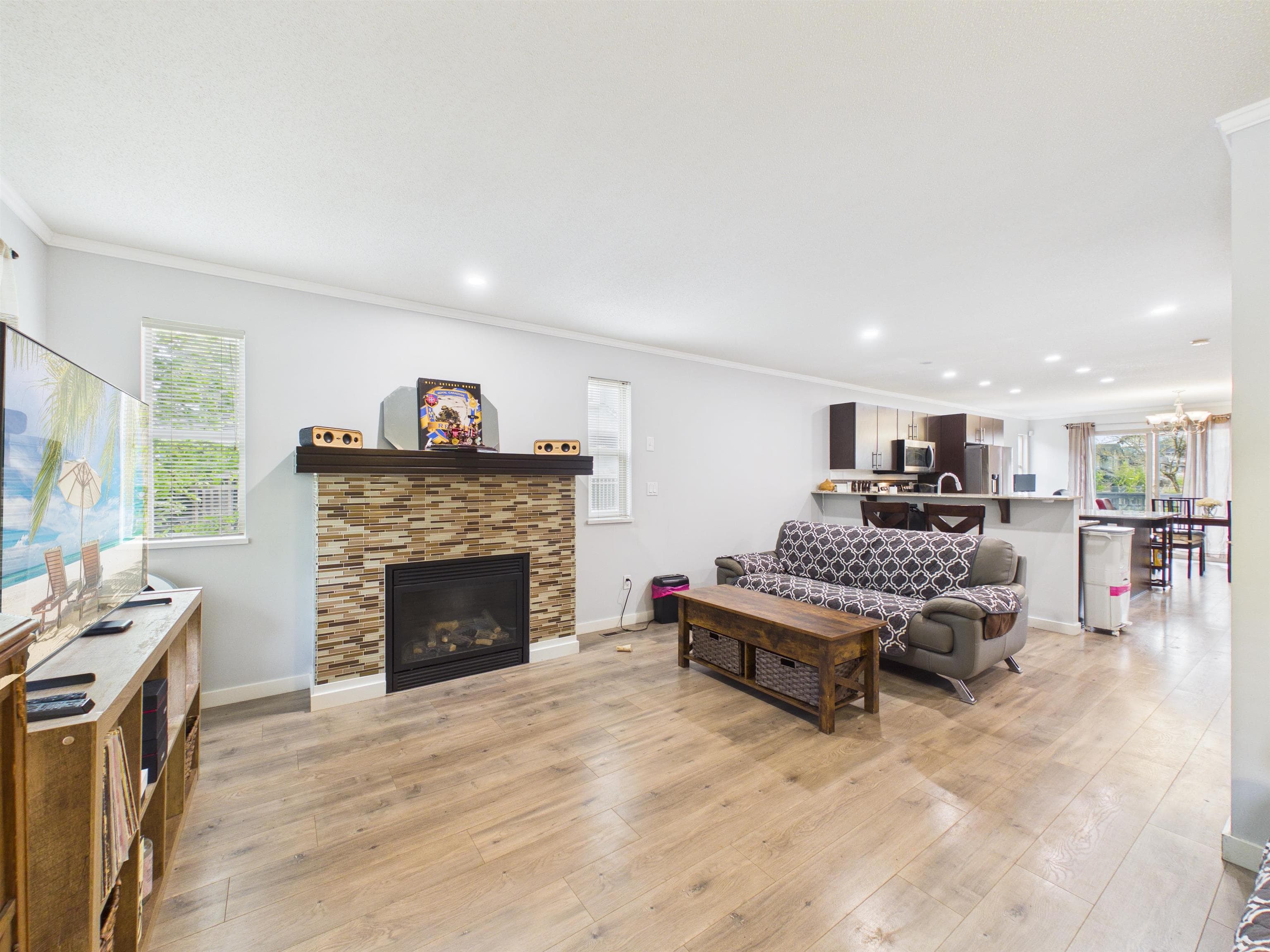 13 - 19250 65th Avenue, Surrey, V4N 5R7 — photo 2