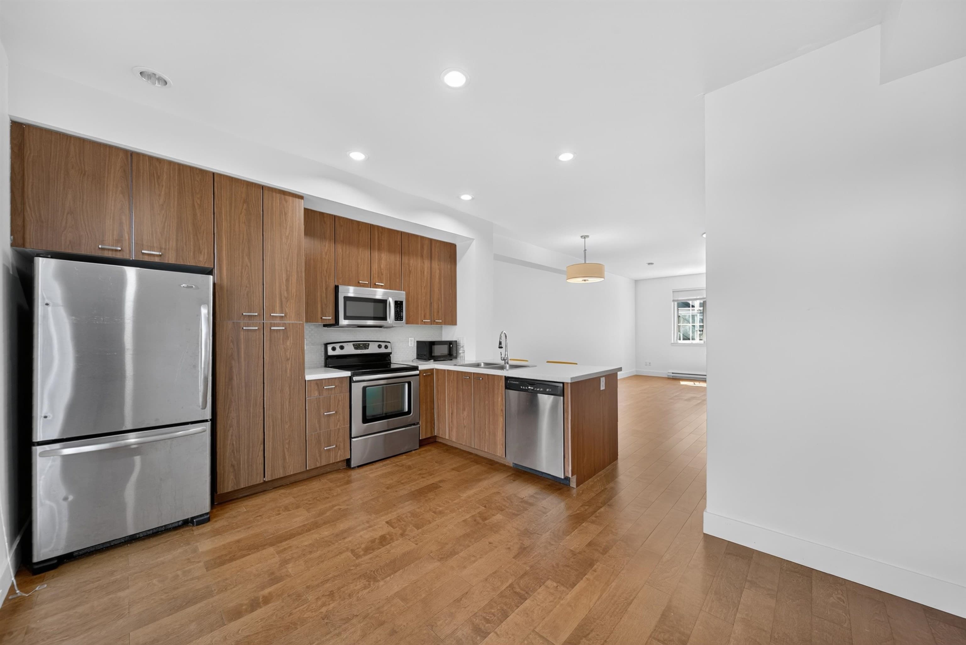 92 - 2450 161a Street, Surrey, V3S 8K4 — photo 3