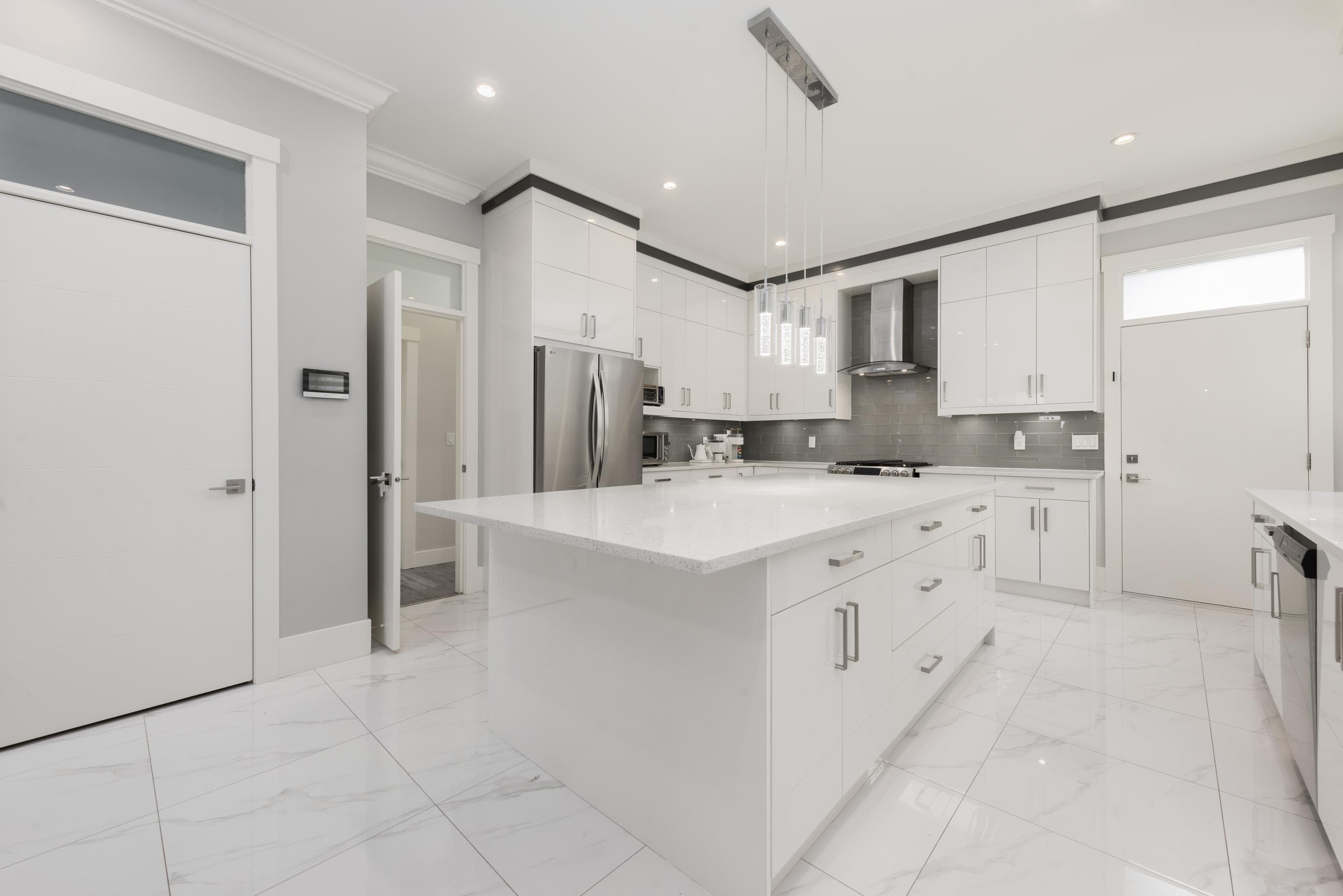 1135 Yorston Court, Burnaby, V5A 2T8 — photo 2