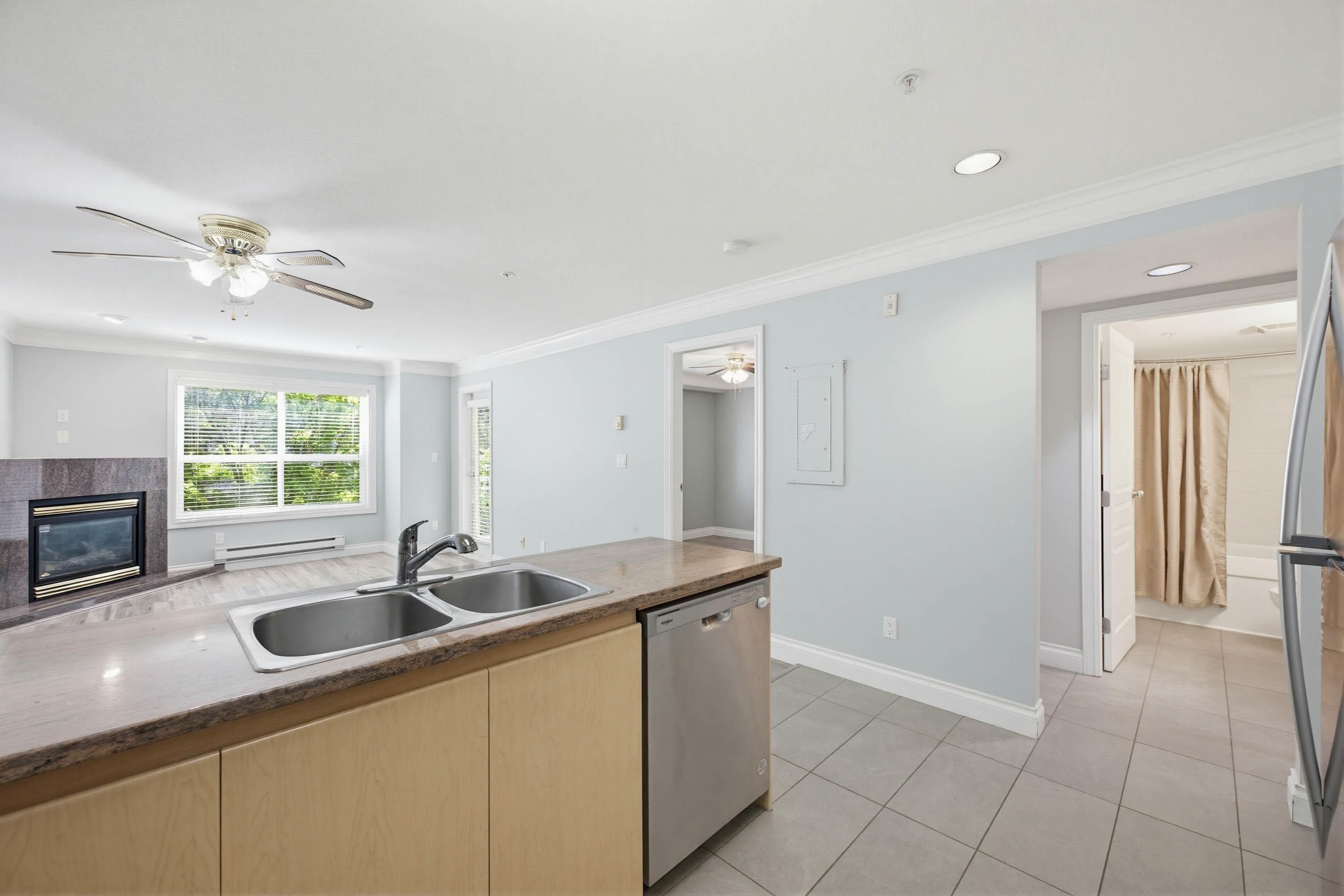 202 - 8115 121a Street, Surrey