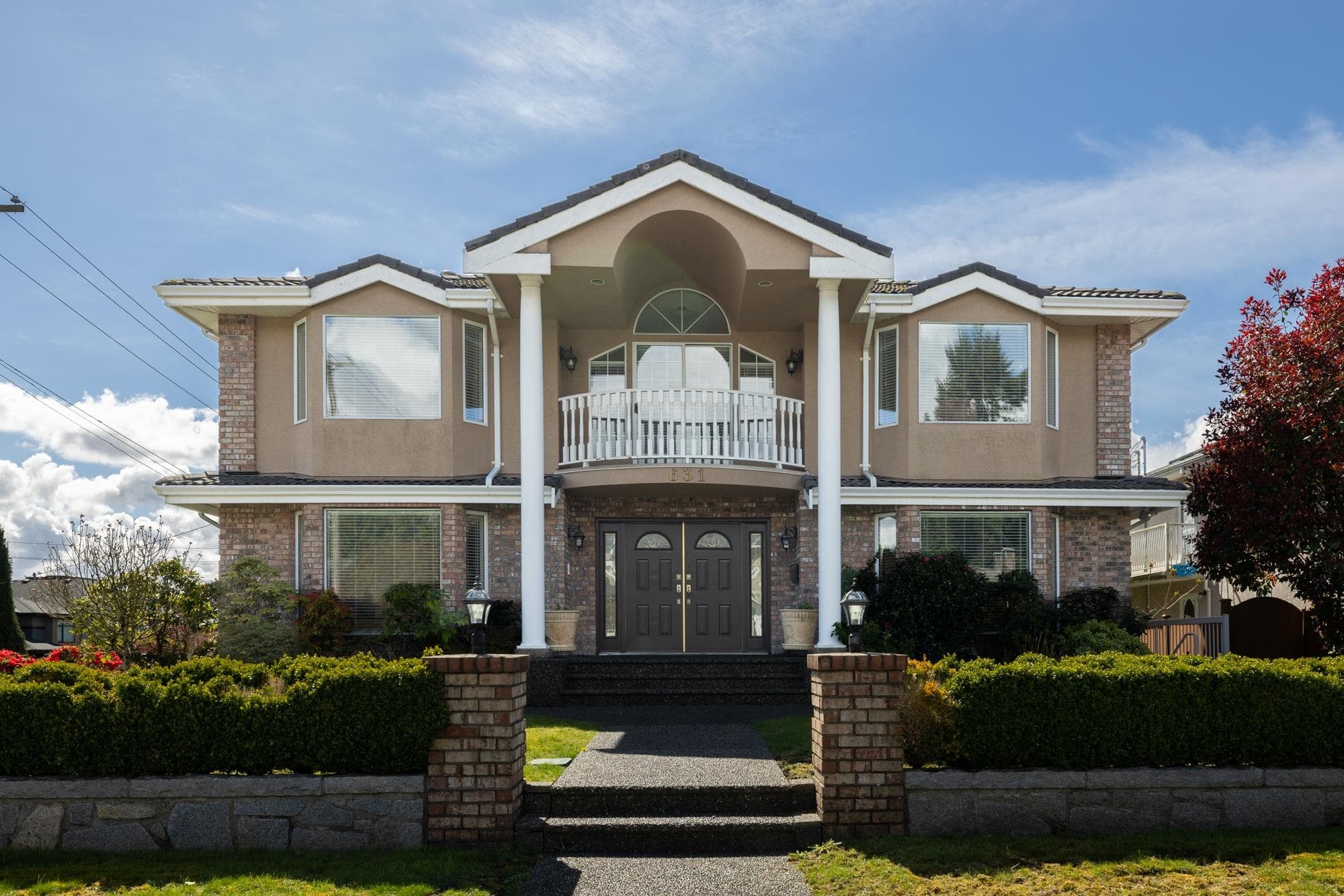 631 E 17th Street, North Vancouver — sold
