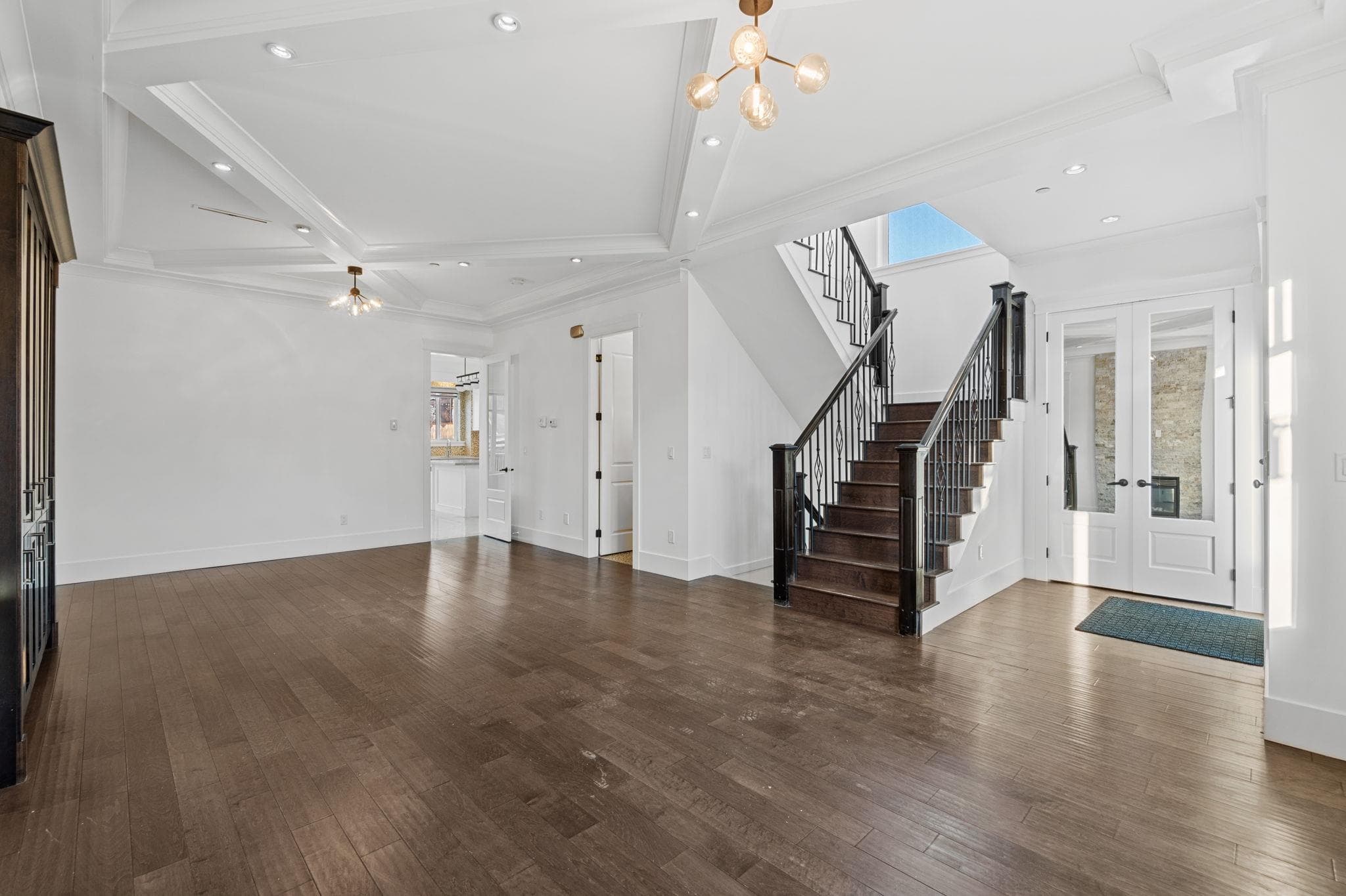 831 E King Edward Avenue, Vancouver, V5V 2E5 — photo 3