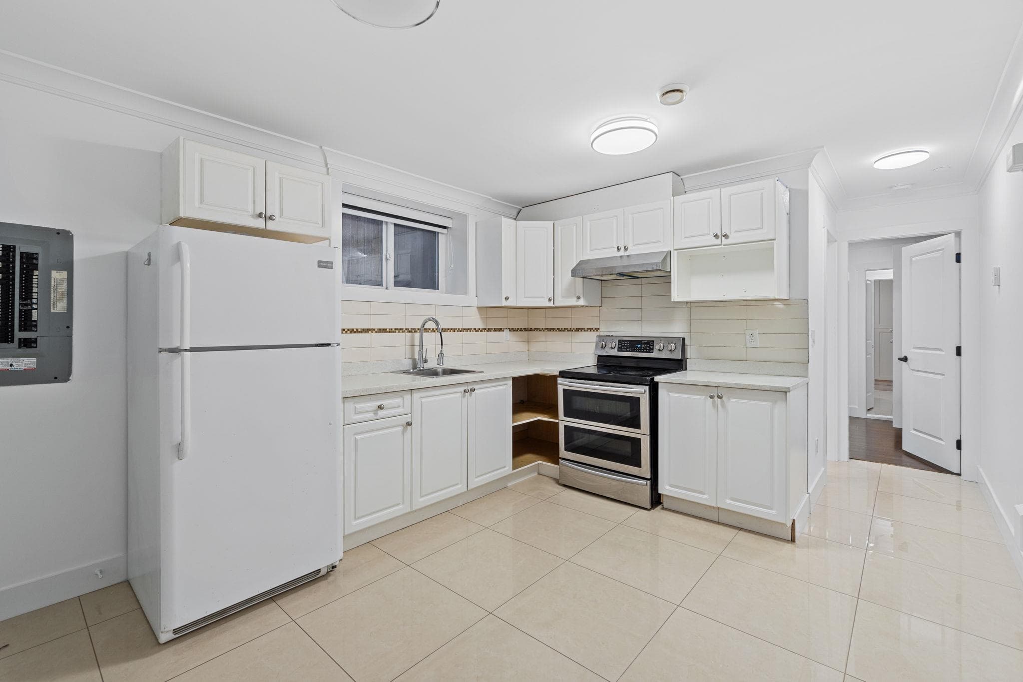 831 E King Edward Avenue, Vancouver, V5V 2E5 — photo 5