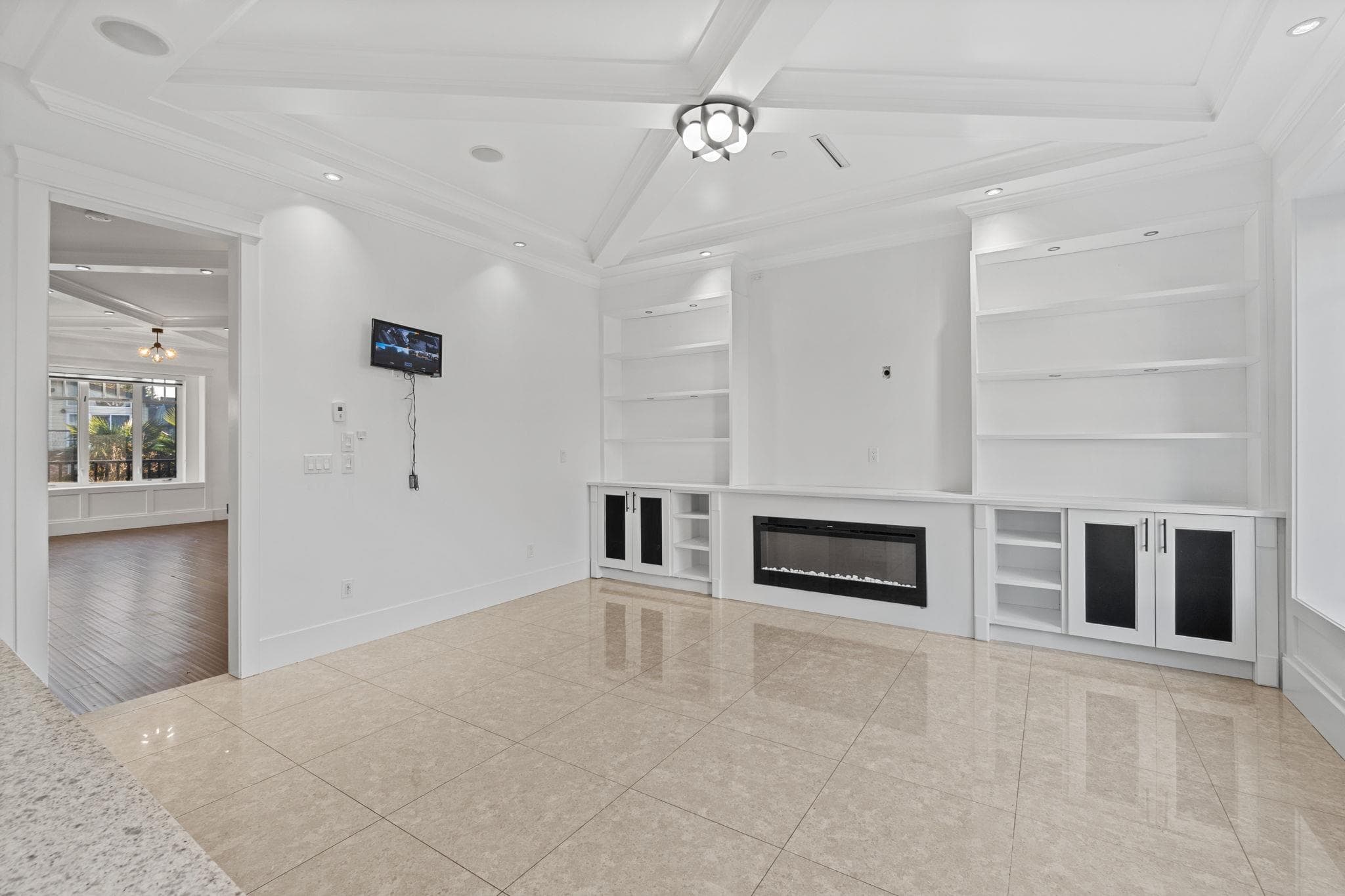 831 E King Edward Avenue, Vancouver, V5V 2E5 — photo 4