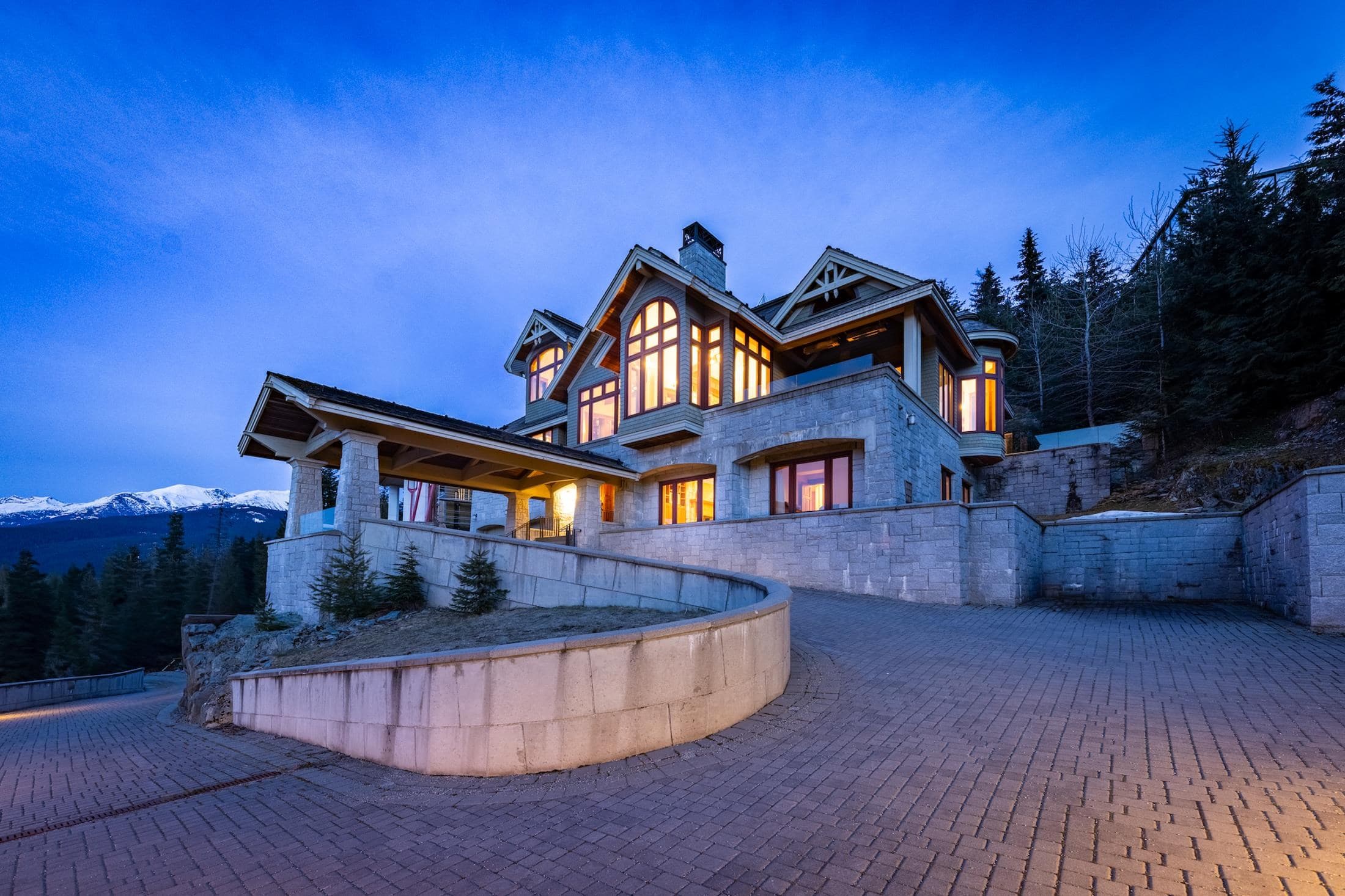 3833 Sunridge Drive, Whistler