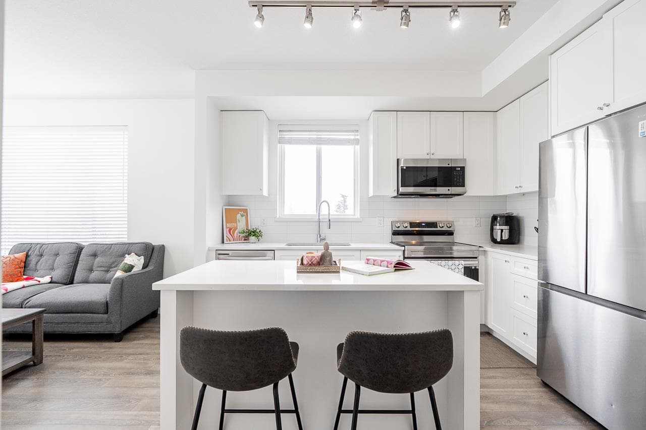 412 - 15848 Fraser Highway, Surrey, V4N 6X6 — photo 2