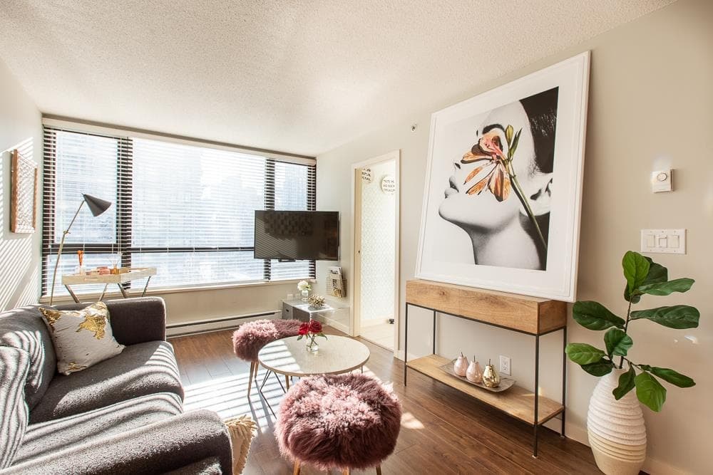 406 - 909 Mainland Street, Vancouver