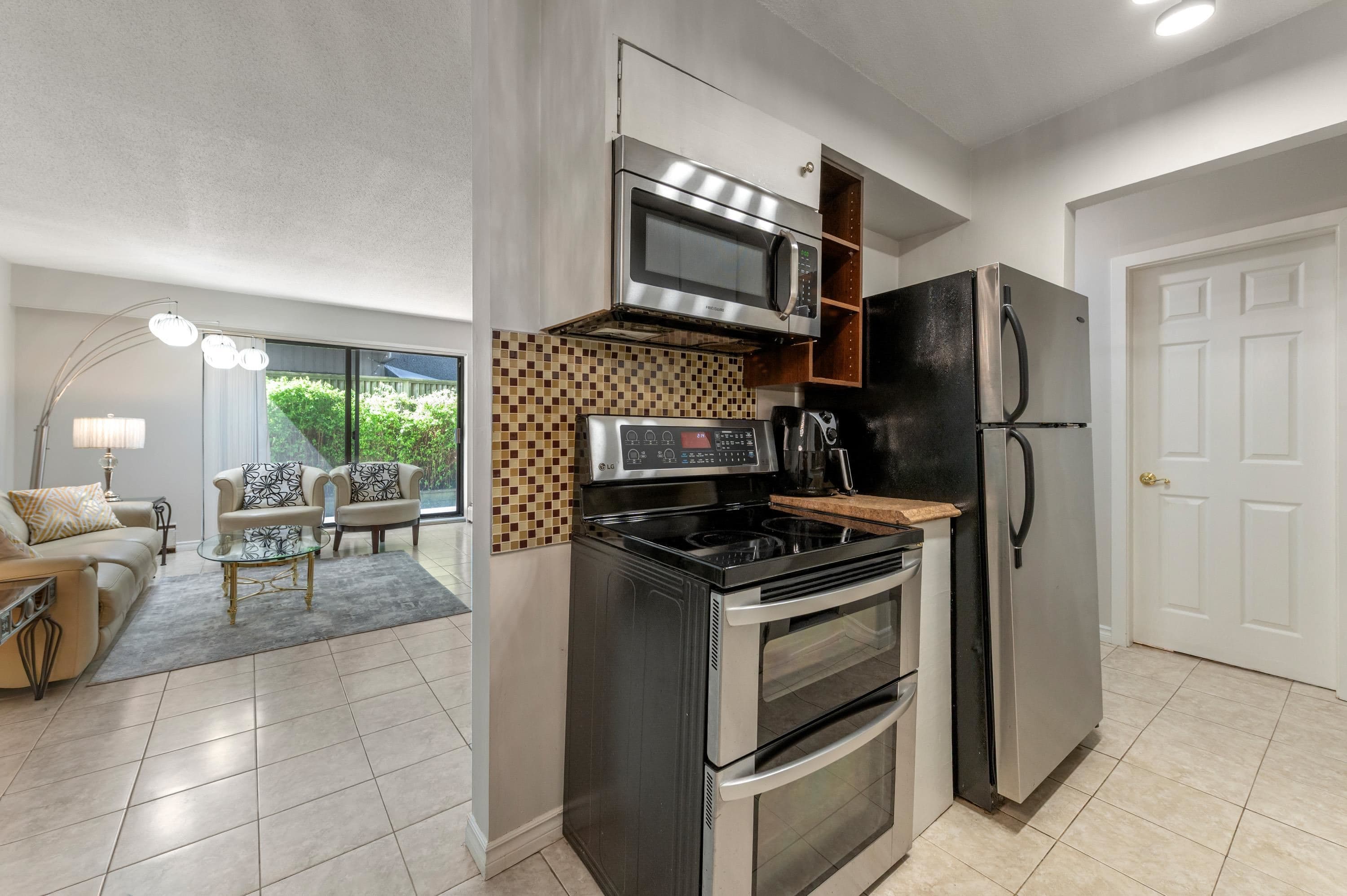 103 - 2040 Cornwall Avenue, Vancouver, V6J 1E1 — photo 4