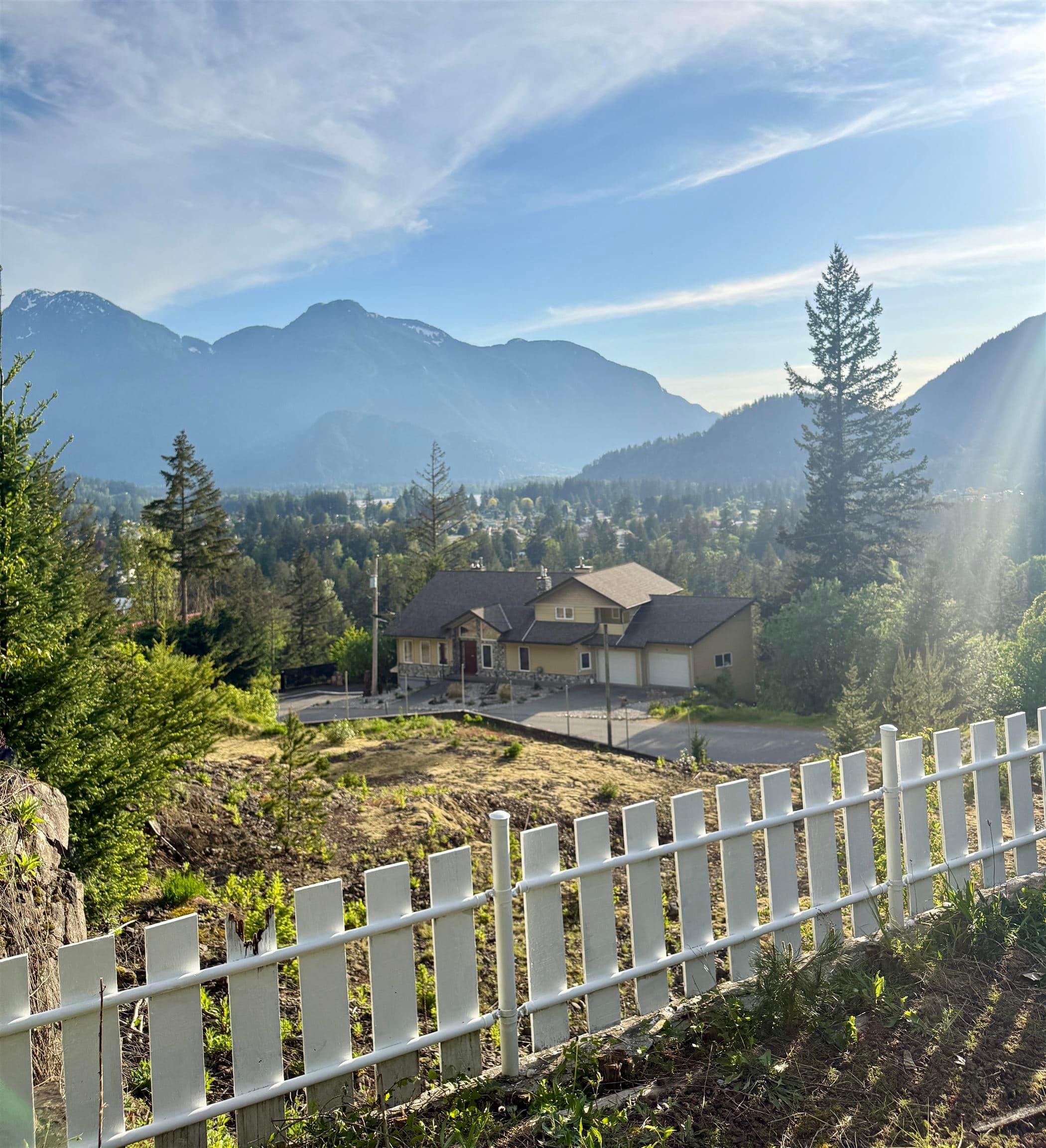 21647 Thacker Mtn Road, Hope