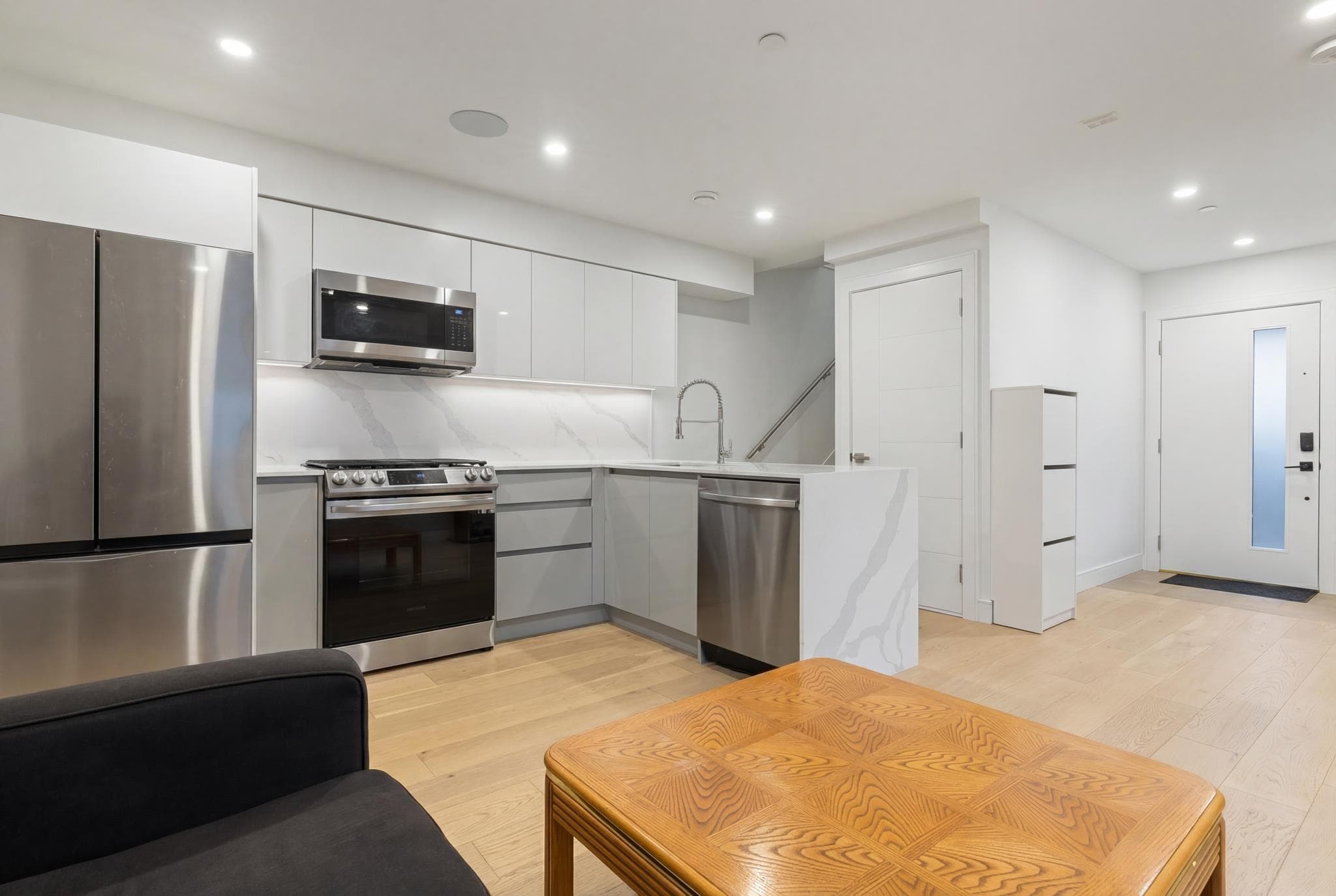 2885 E Georgia Street, Vancouver, V5K 2K3 — photo 4