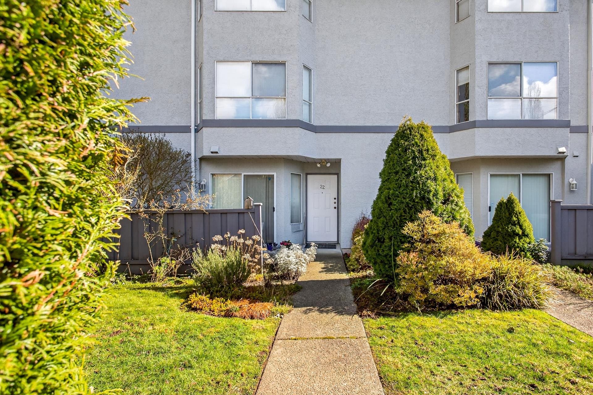 22 - 3476 Coast Meridian Road, Port Coquitlam — sold