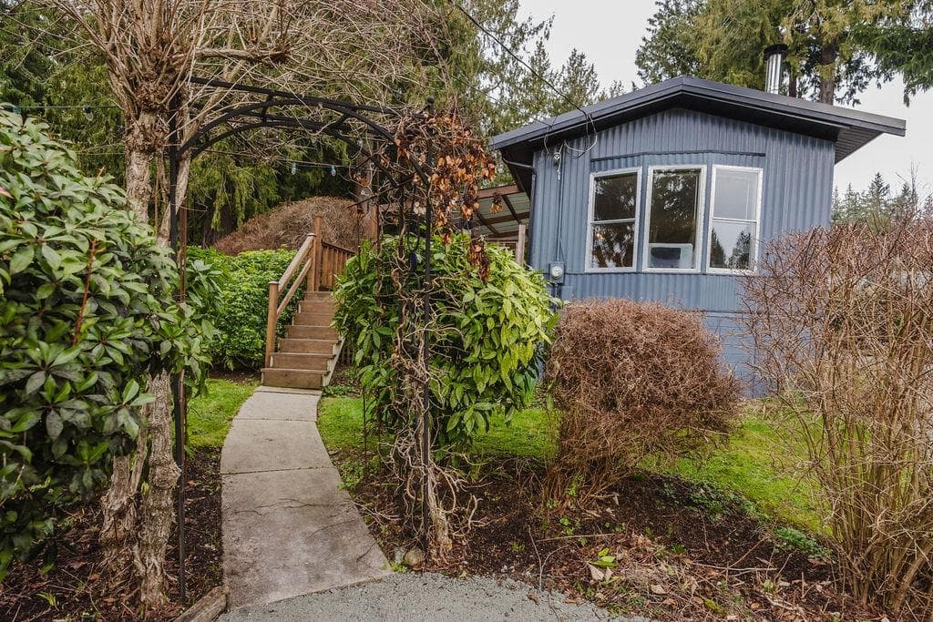 3366 Richards Road, Roberts Creek, V0N 2W2 — photo 2