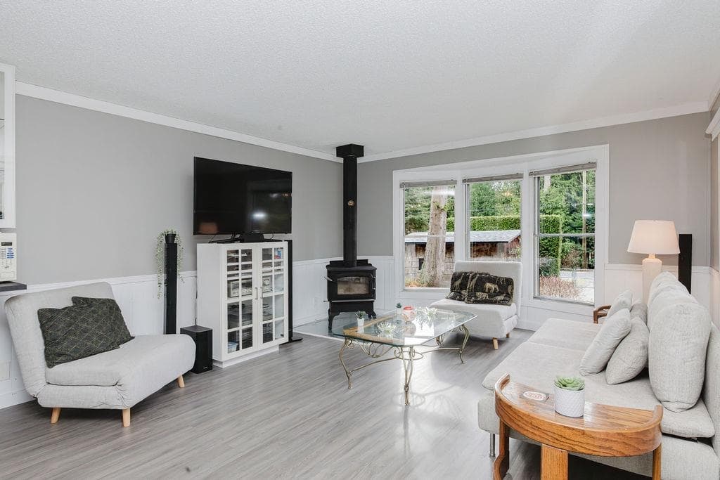 3366 Richards Road, Roberts Creek, V0N 2W2 — photo 4