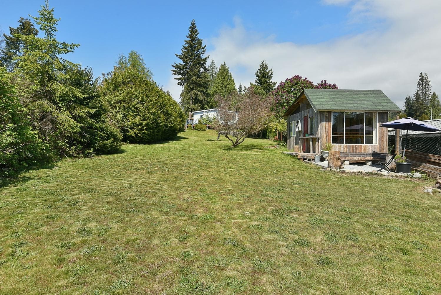 6217 Bligh Road, Sechelt, V7Z 0M1 — photo 2