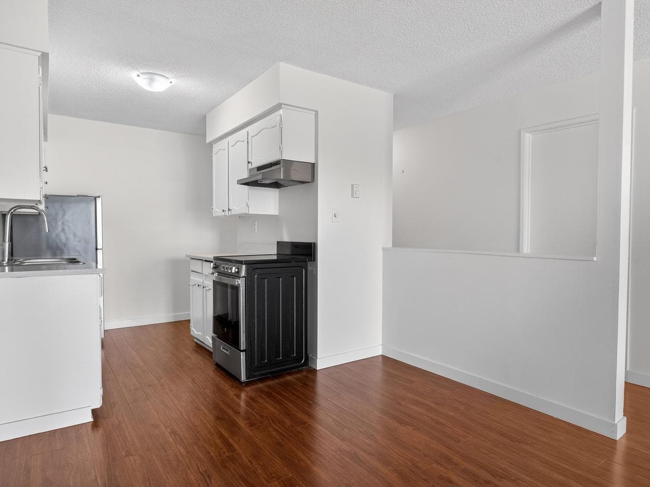 310 - 170 W 4th Street, North Vancouver, V7M 1H5 — photo 3