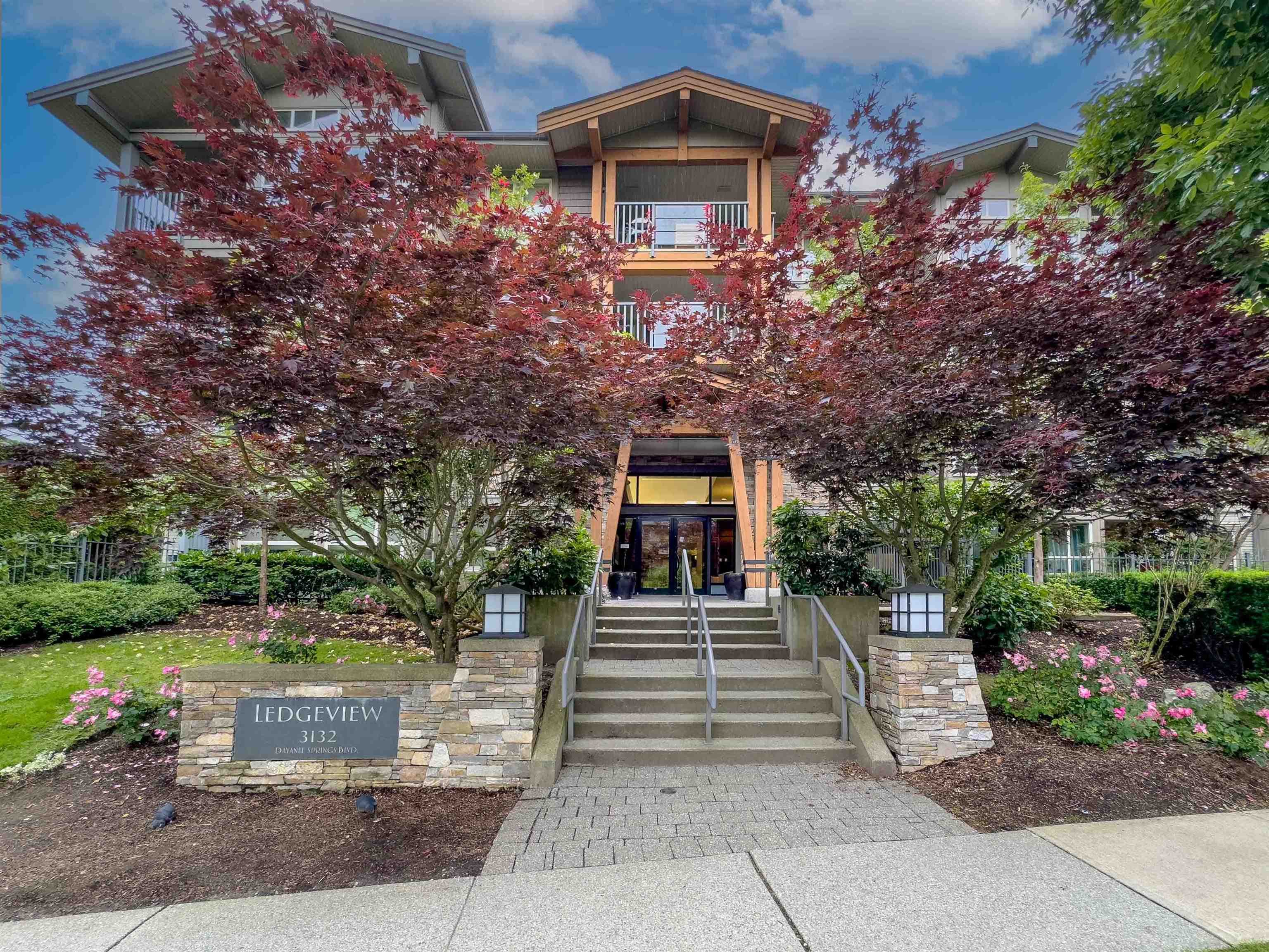 307 - 3132 Dayanee Springs Boulevard, Coquitlam