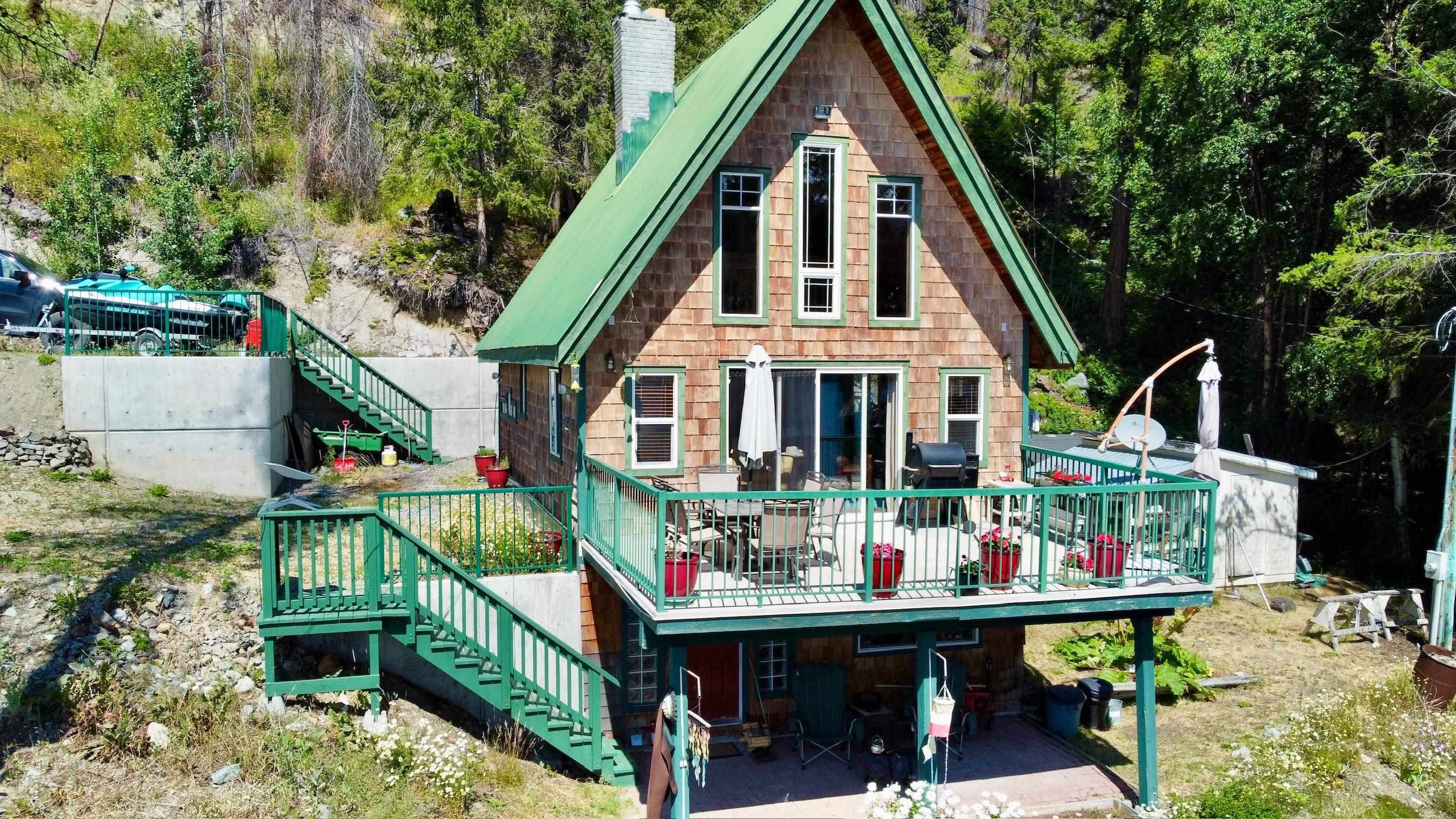 9348 W Gun Lake Road, Pemberton