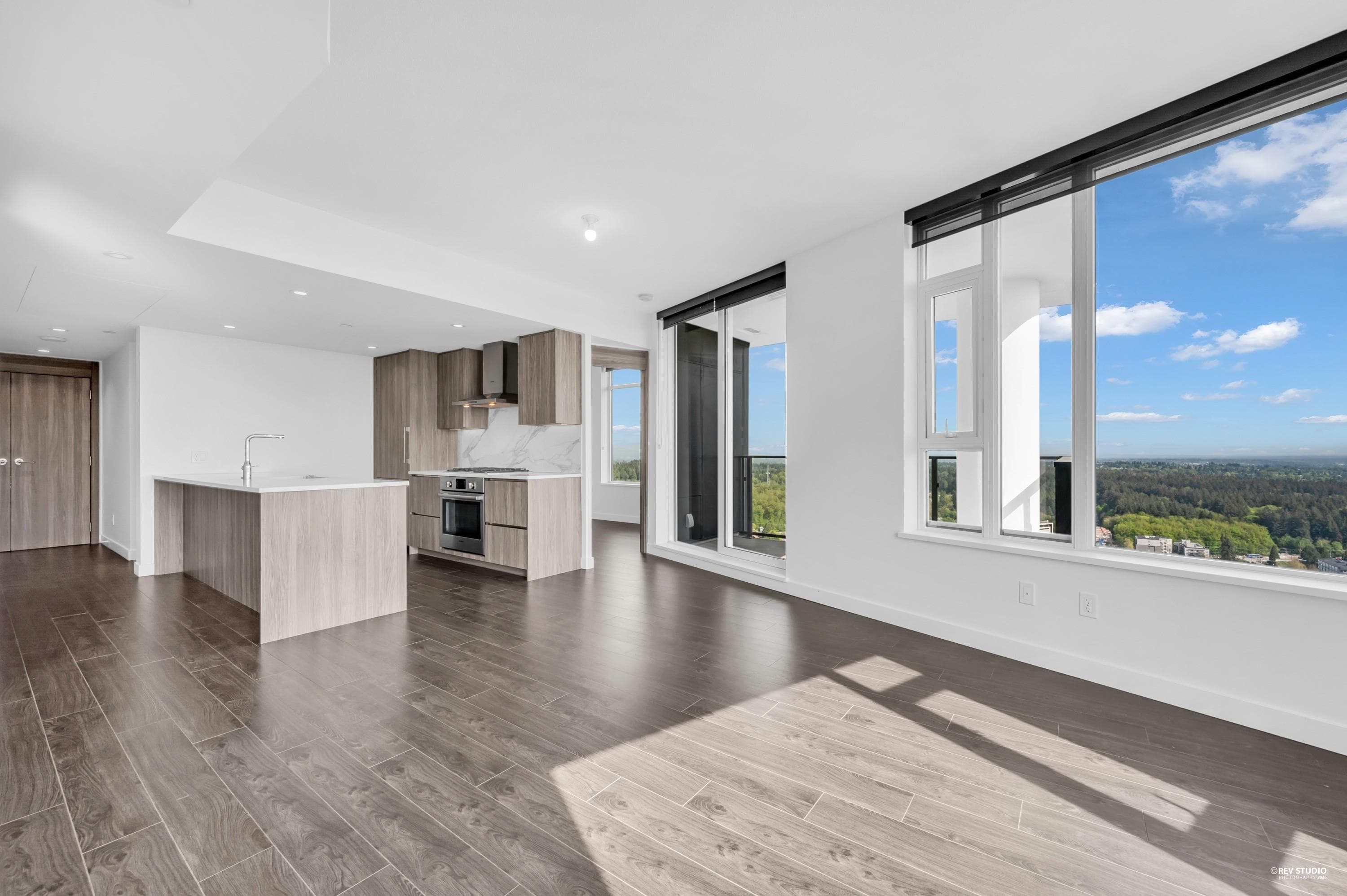4008 - 9887 Whalley Boulevard, Surrey, V3T 0P4 — photo 3