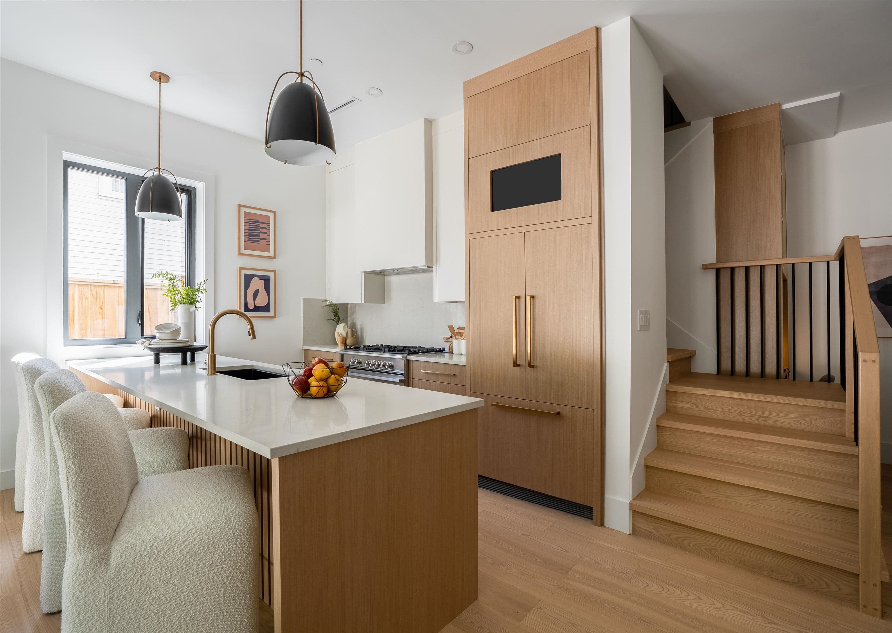 1 - 356 E 40th Avenue, Vancouver, V5W 1L9 — photo 2