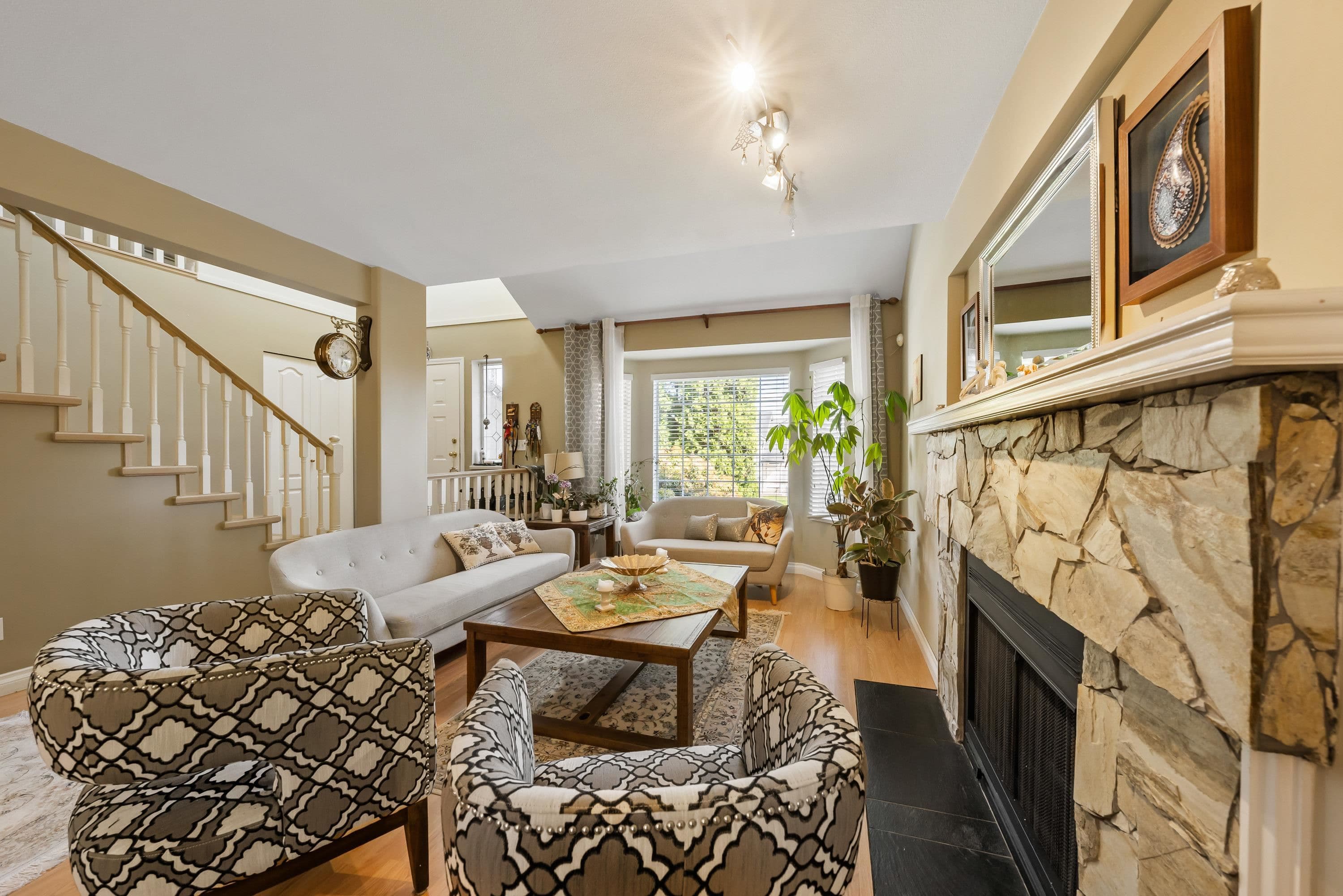 1410 Mountainview Court, Coquitlam