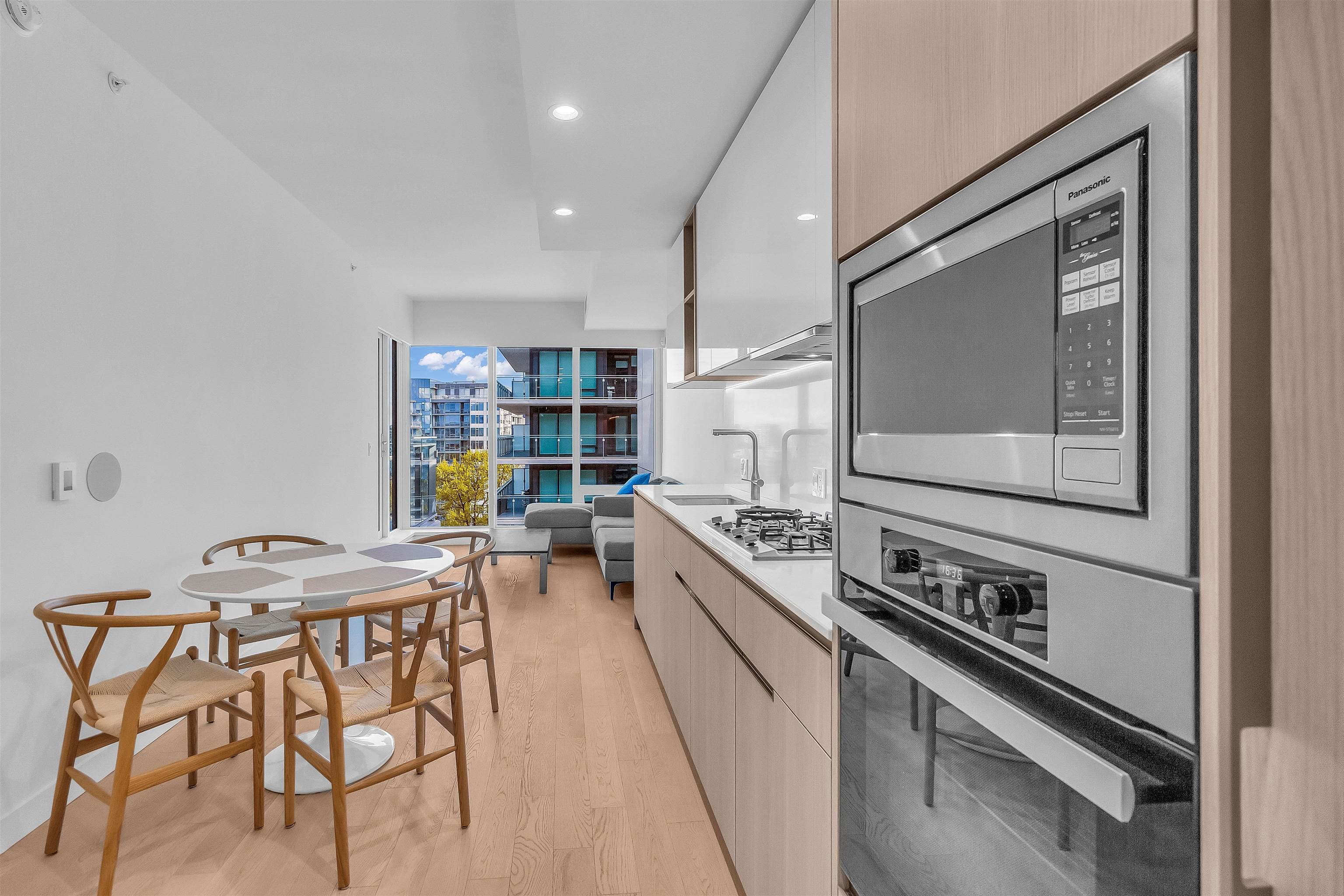 1006 - 6833 Pearson Way, Richmond