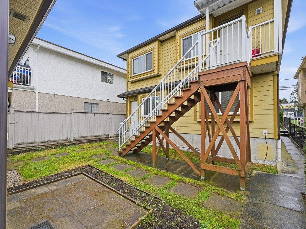 1115 Boundary Road, Vancouver, V5K 4T4 — photo 4