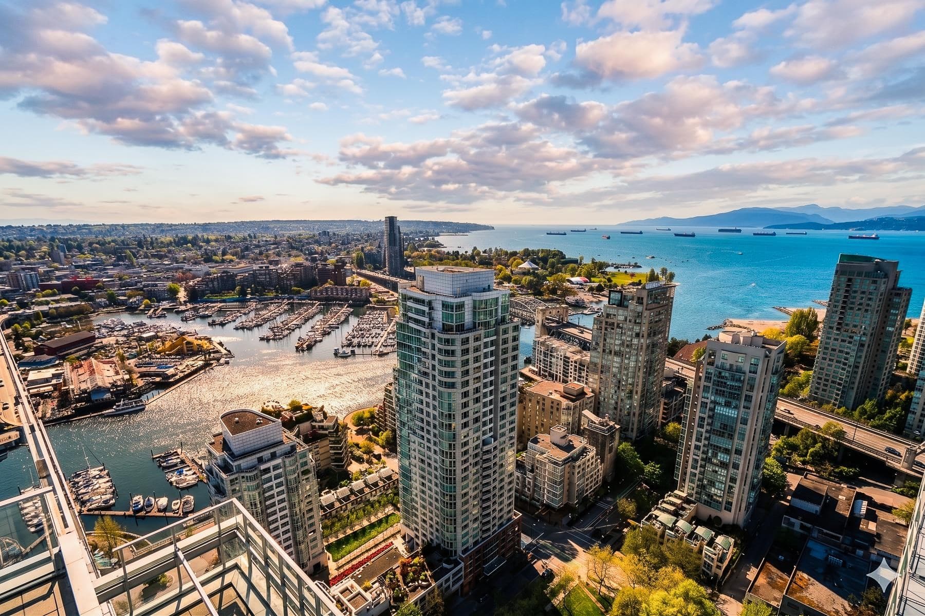 4105 - 1480 Howe Street, Vancouver