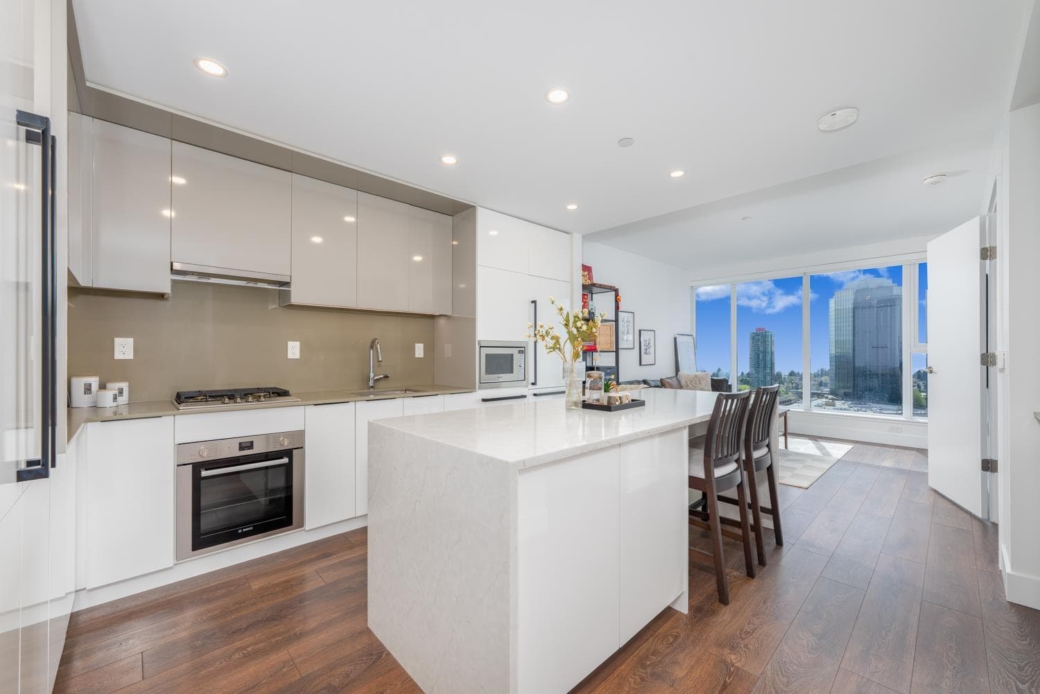 2103 - 4711 Hazel Street, Burnaby
