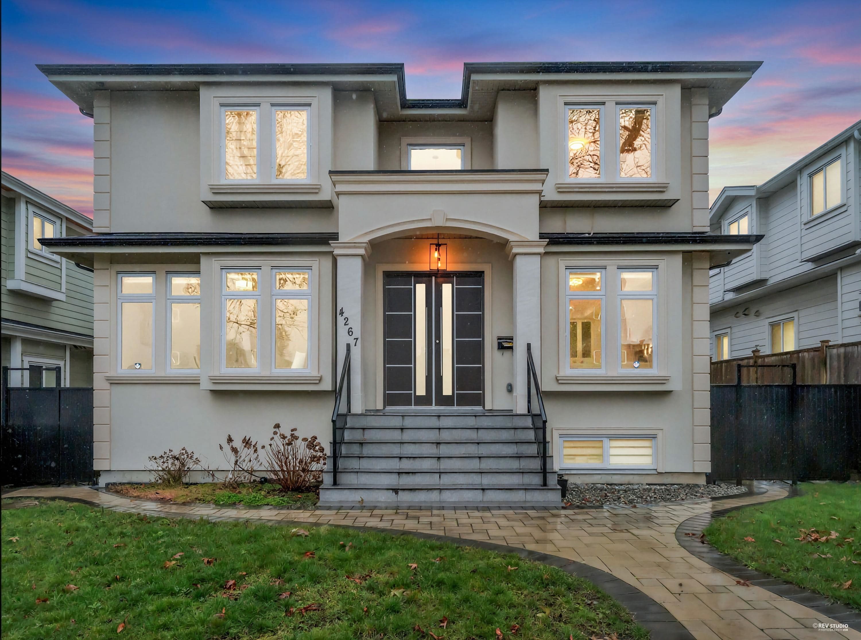 4267 Parker Street, Burnaby