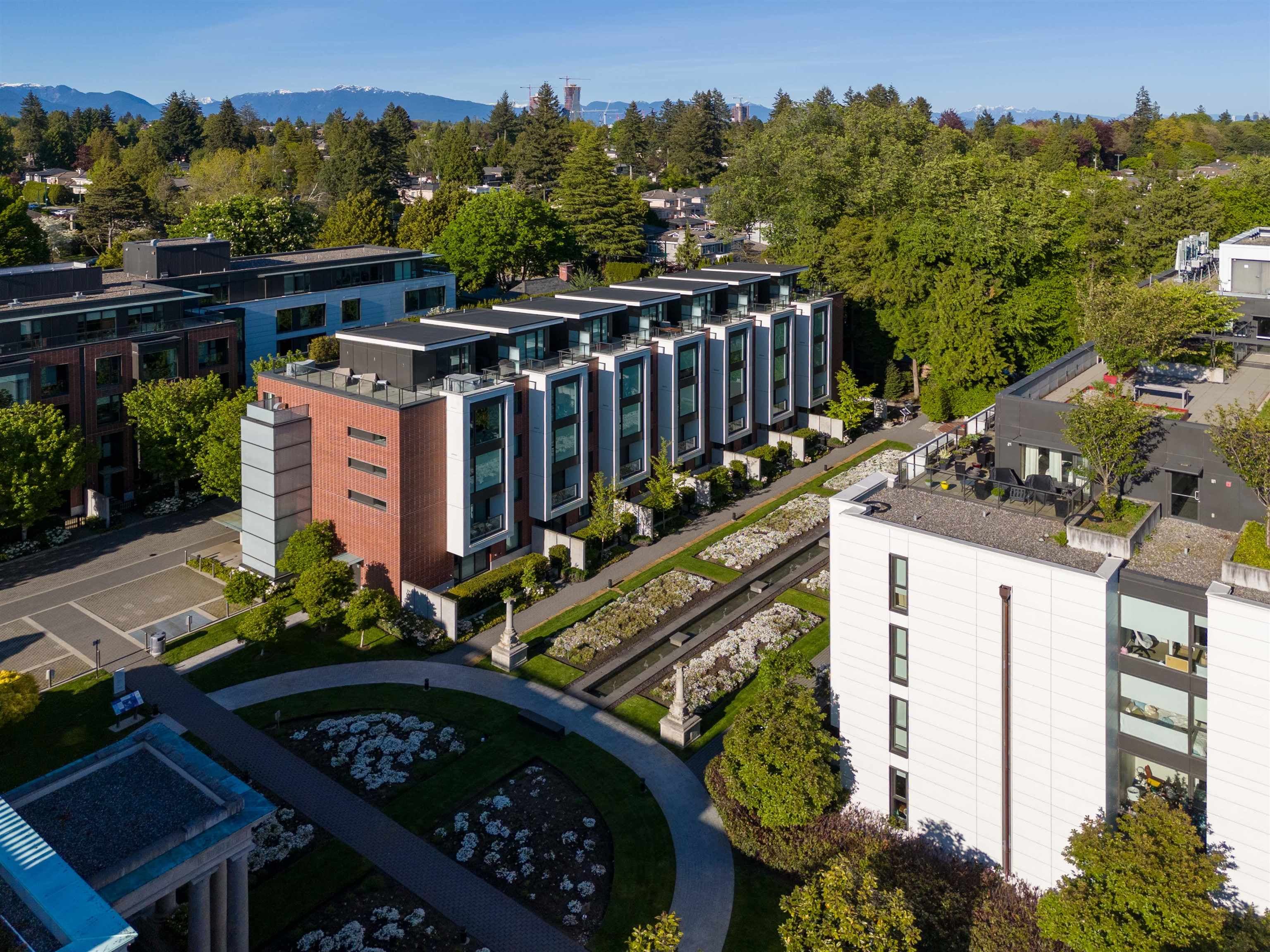 1512 Atlas Lane, Vancouver, V6P 0E1 — photo 1