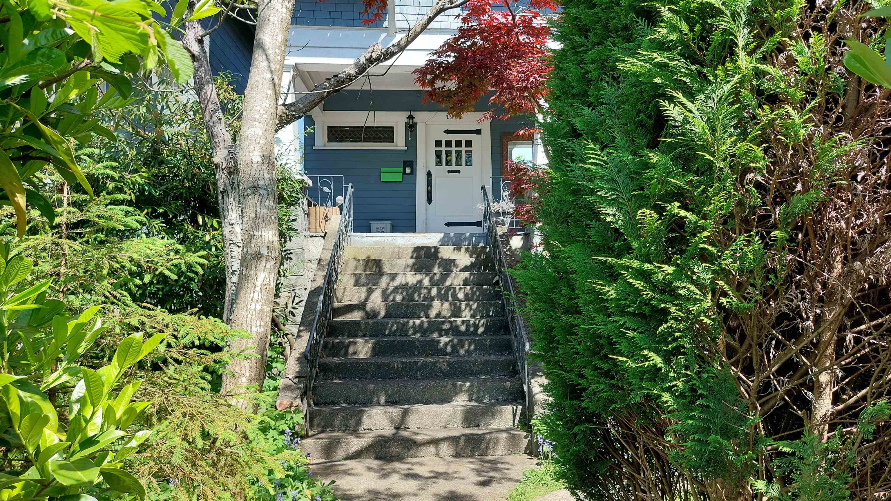1951 Napier Street, Vancouver