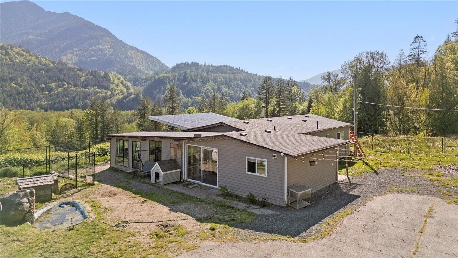 4495 Hirschman Road, Chilliwack, V2R 4R9 — photo 5