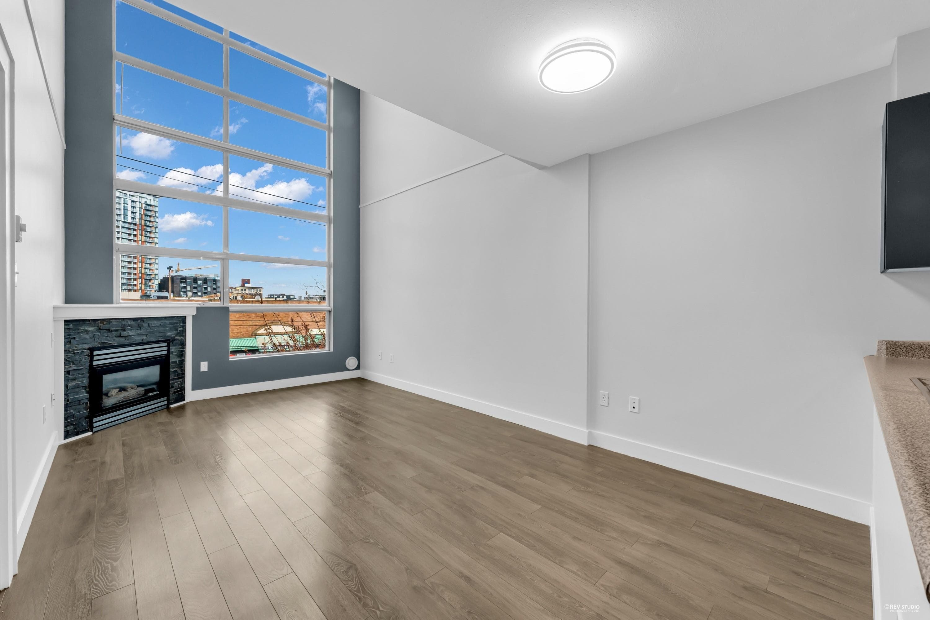 319 - 418 E Broadway, Vancouver