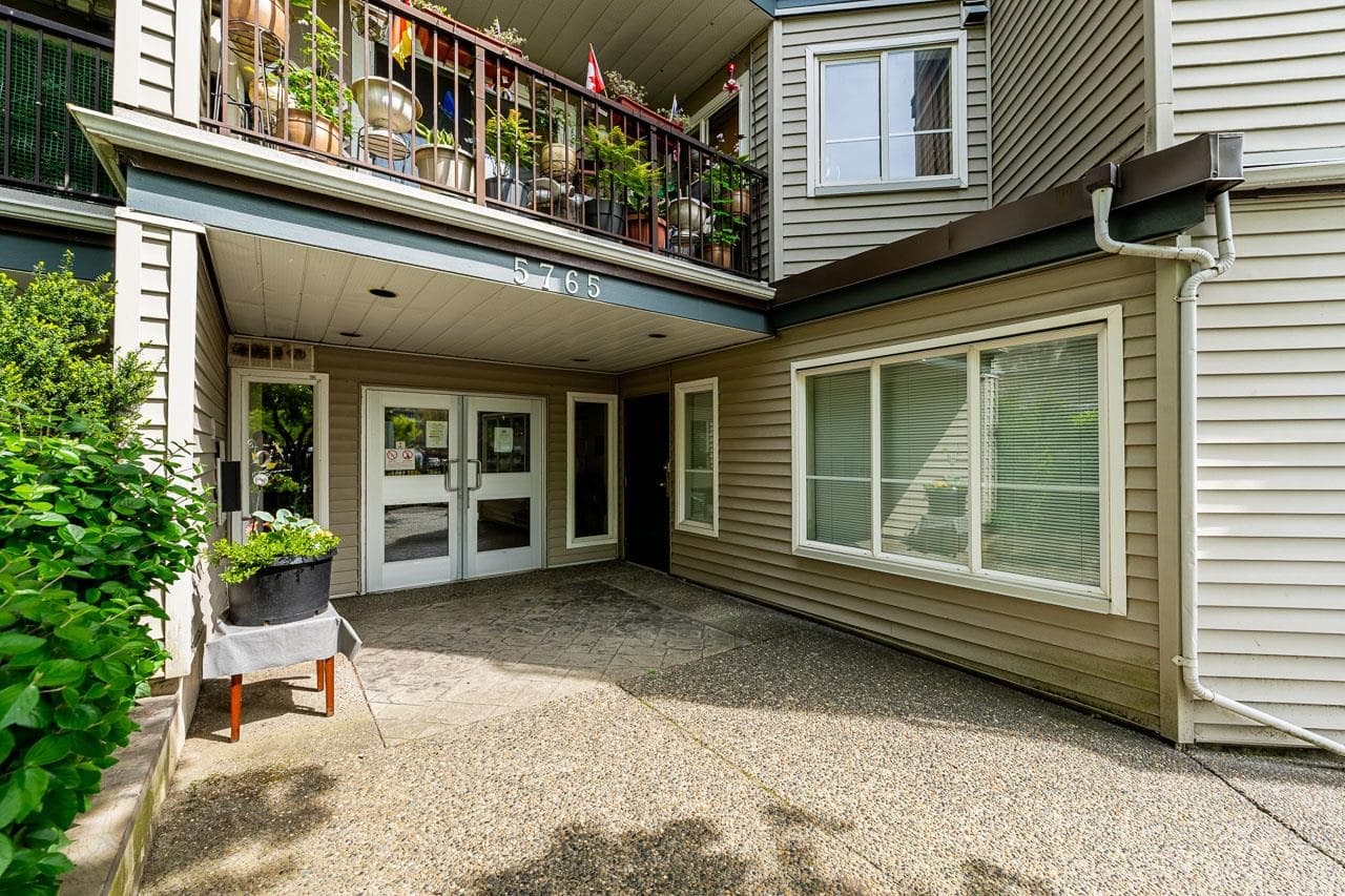 101 - 5765 Glover Road, Langley, V3A 8M8 — photo 5