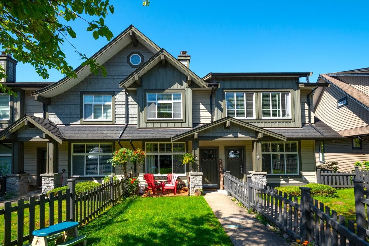 20 - 13819 232 Street, Maple Ridge, V4R 0C7 — photo 1