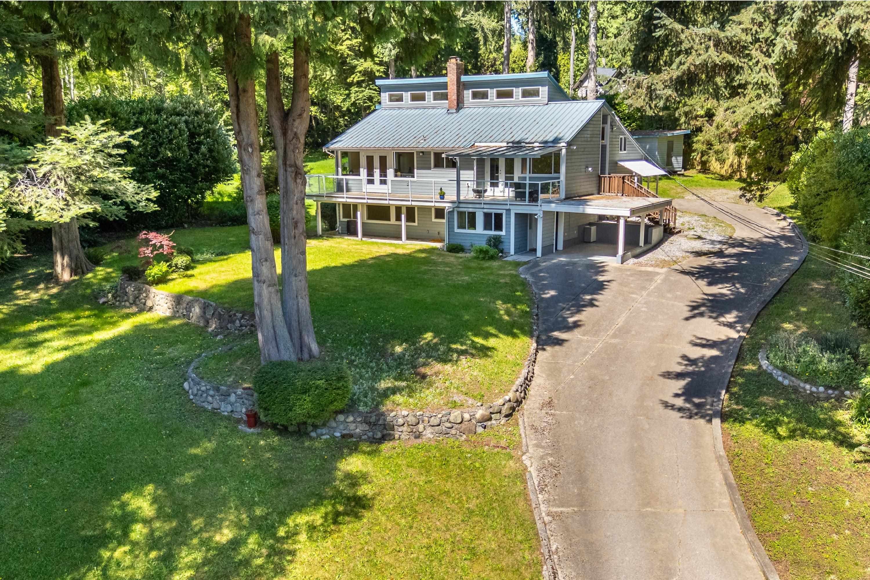 914 Gower Point Road, Gibsons