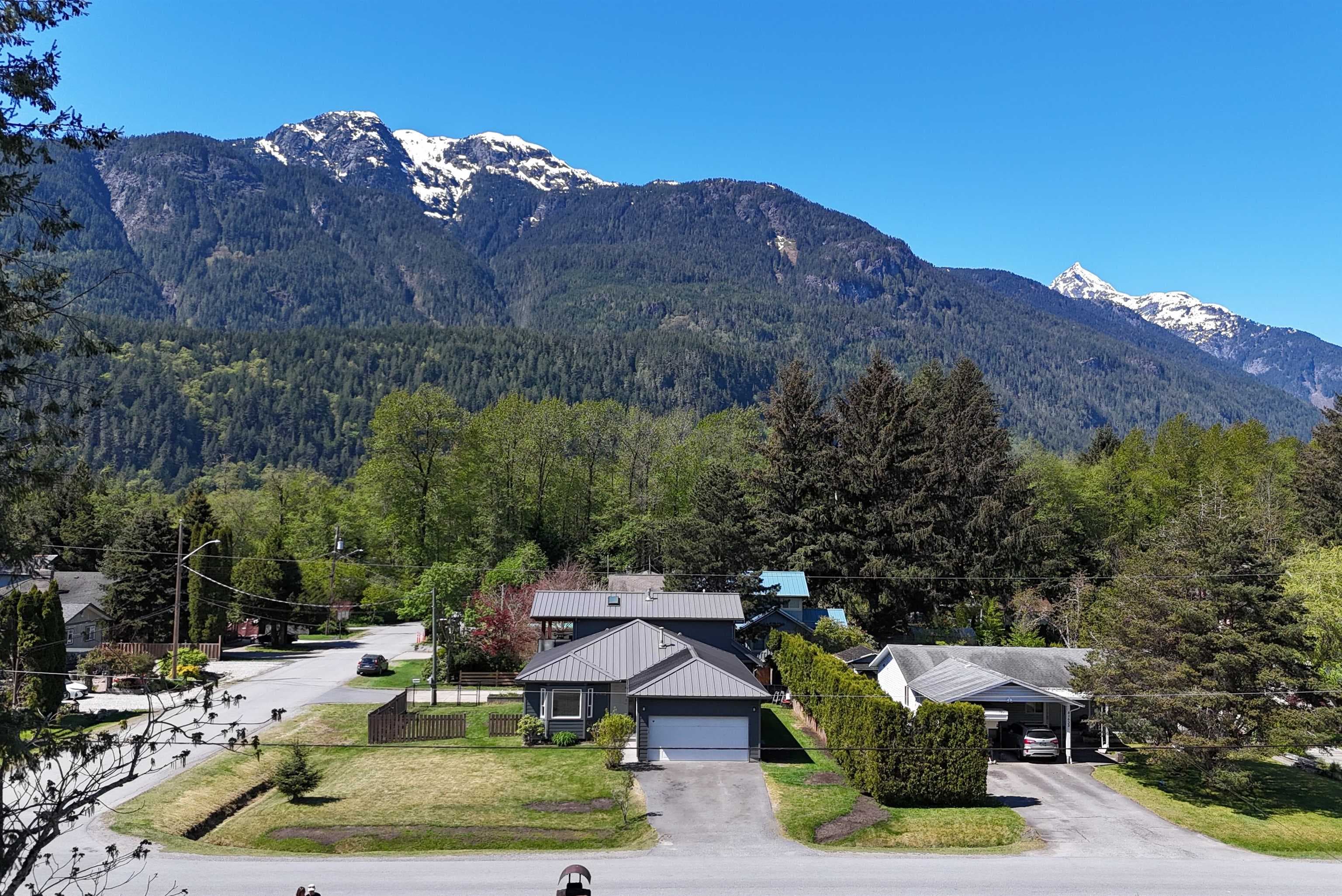 41613 Cottonwood Road, Squamish
