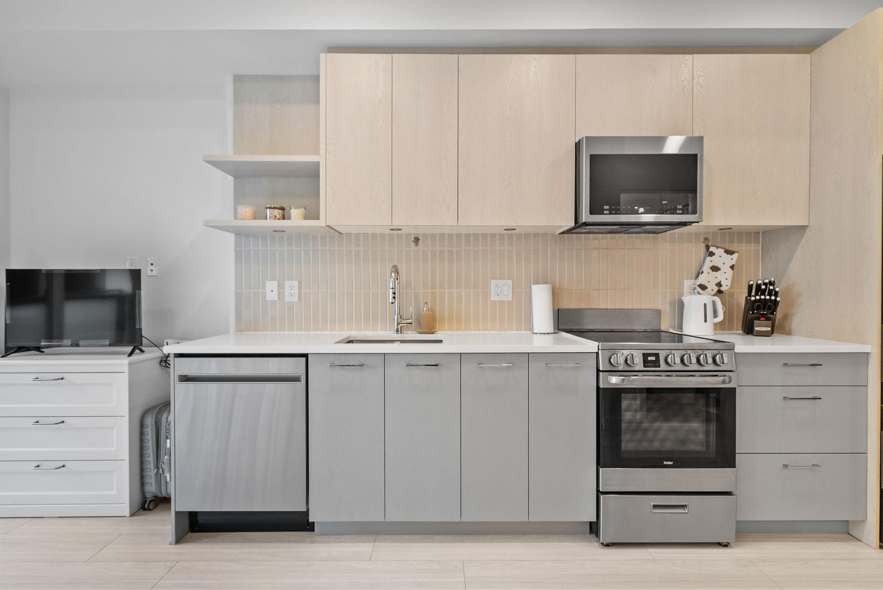 211 - 10777 138 Street, Surrey