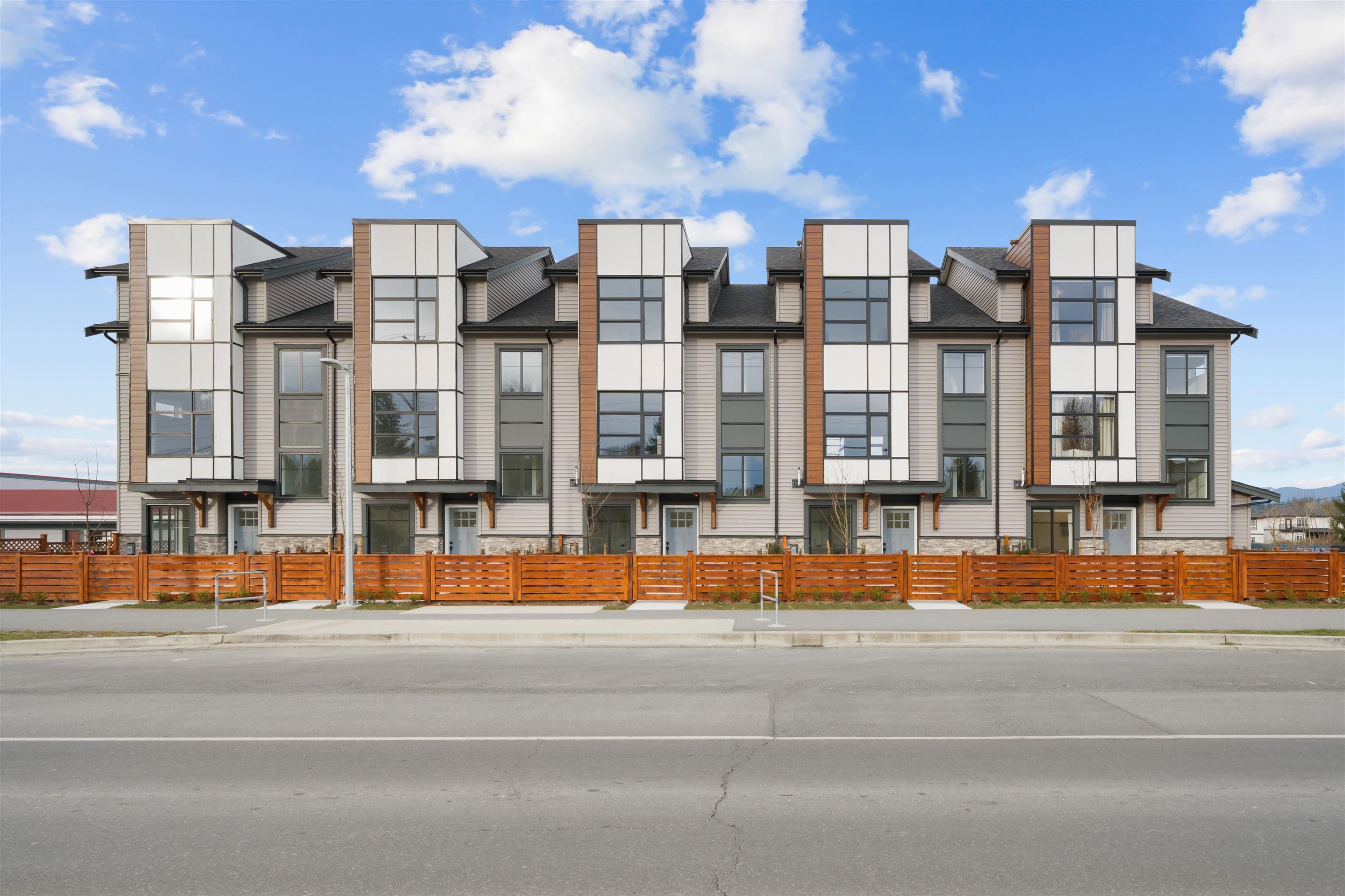 9 - 32929 Cherry Avenue, Mission