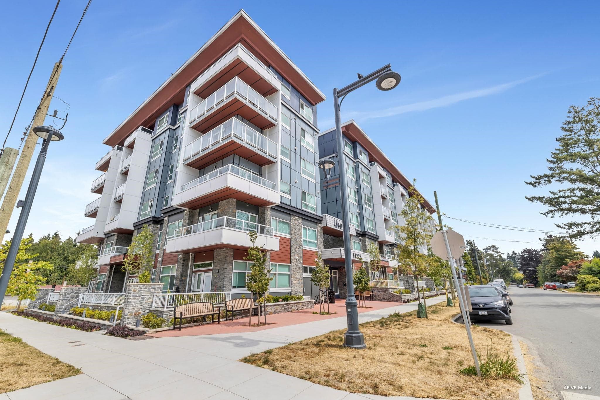 401 - 14225 103a Avenue, Surrey