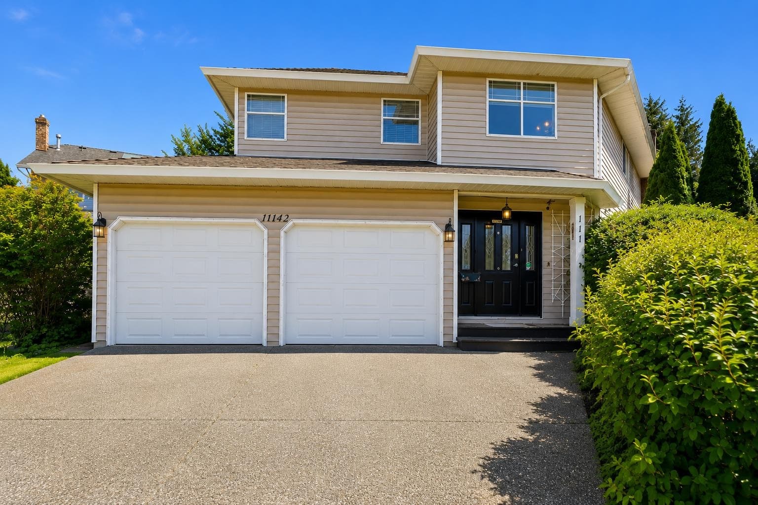 11142 85a Avenue, Delta, V4C 7C8 — photo 1